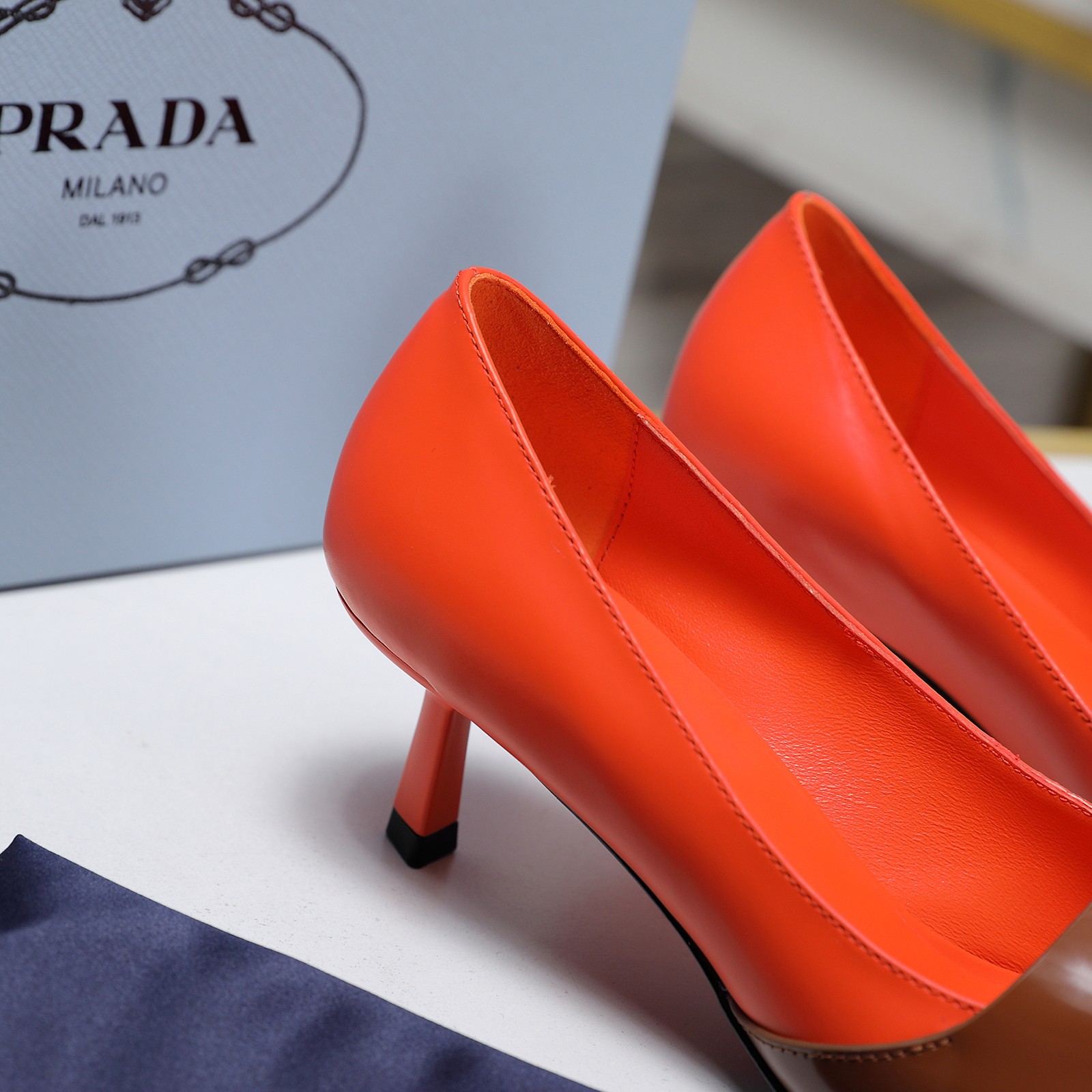 Prada Women's Two-Tone Leather Pointed-Toe Kitten Heel Shoes 6 a1740223807731 5615