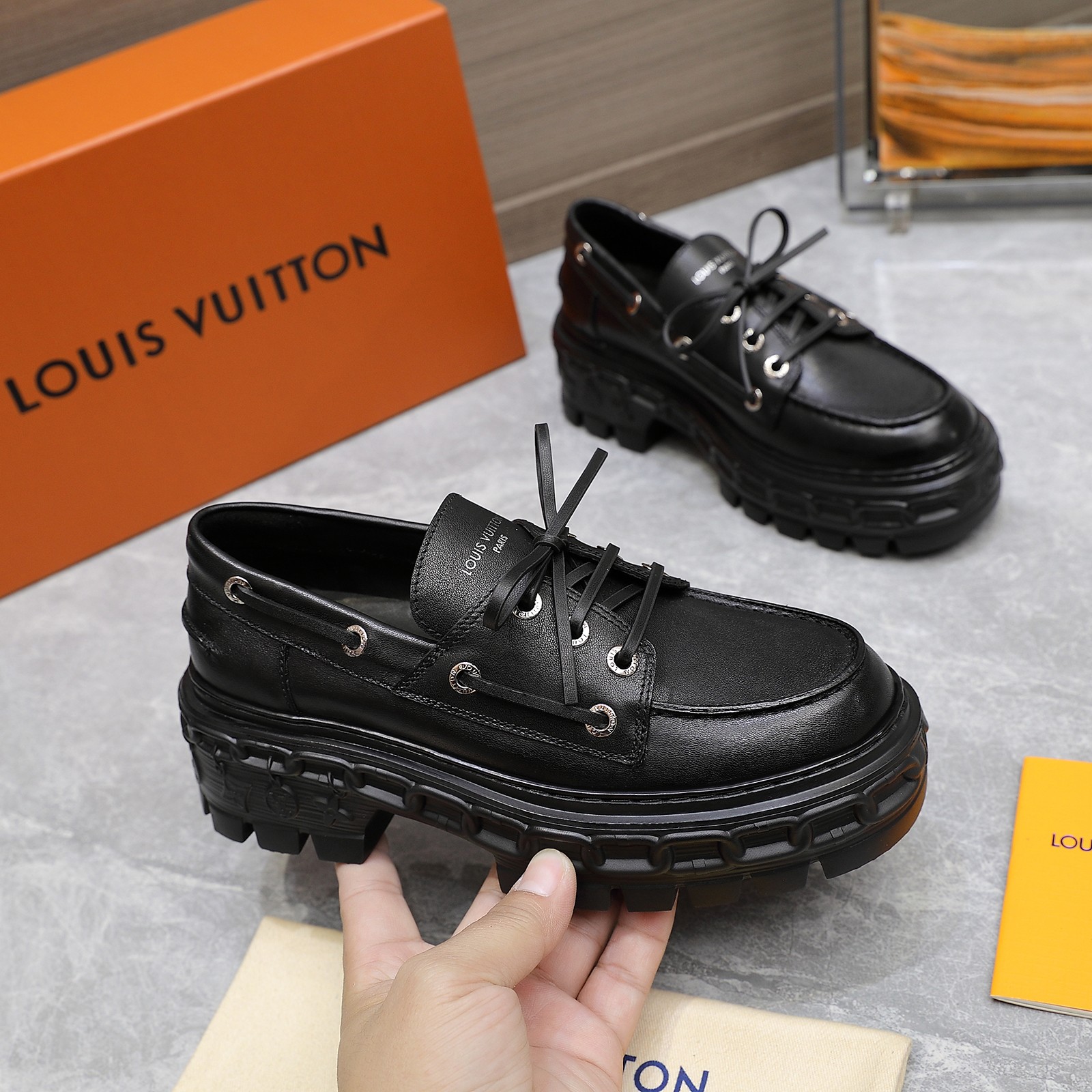 NO:228929,Top version Louis Vuitto LV donkey brand loafers Archlight classic Skate sports and casual thick soles your LV outfits today share Louis Vuitton thick soles loafers original purchase and development made this LV Archlight loafers come from beads to create a fun configuration. Fabric: original imported cowhide material inner: original custom goat lining soles: original mold genuine size: 35-41 (40, 41 custom made without return and exchange), loafers, louis vuitton, louis vuitton, louis vuitton, louis vuitton, louis vuitton, louis vuitton, louis vuitton, louis vuitton, louis vuitton, louis vuitton, louis vuitton, loafers, cowhide19860909顶级版本Louis Vuitto路易威登LV驴牌  乐福鞋Archlight经典Skate运动休闲厚底鞋 你的LV穿搭今日分享Louis Vuitton 厚底乐福鞋 原版购入开发 做货 本款LV Archlight乐福鞋出自开边珠栽成妙趣构型. 面料:原版进口牛皮材质 内里:原版定制山羊内里 鞋底:原版开模正版 码数:35一41(40、41定制不退换),乐福鞋,louis vuitton,louis vuitton,louis vuitton,louis vuitton,loafers,cowhide,Women's Shoes