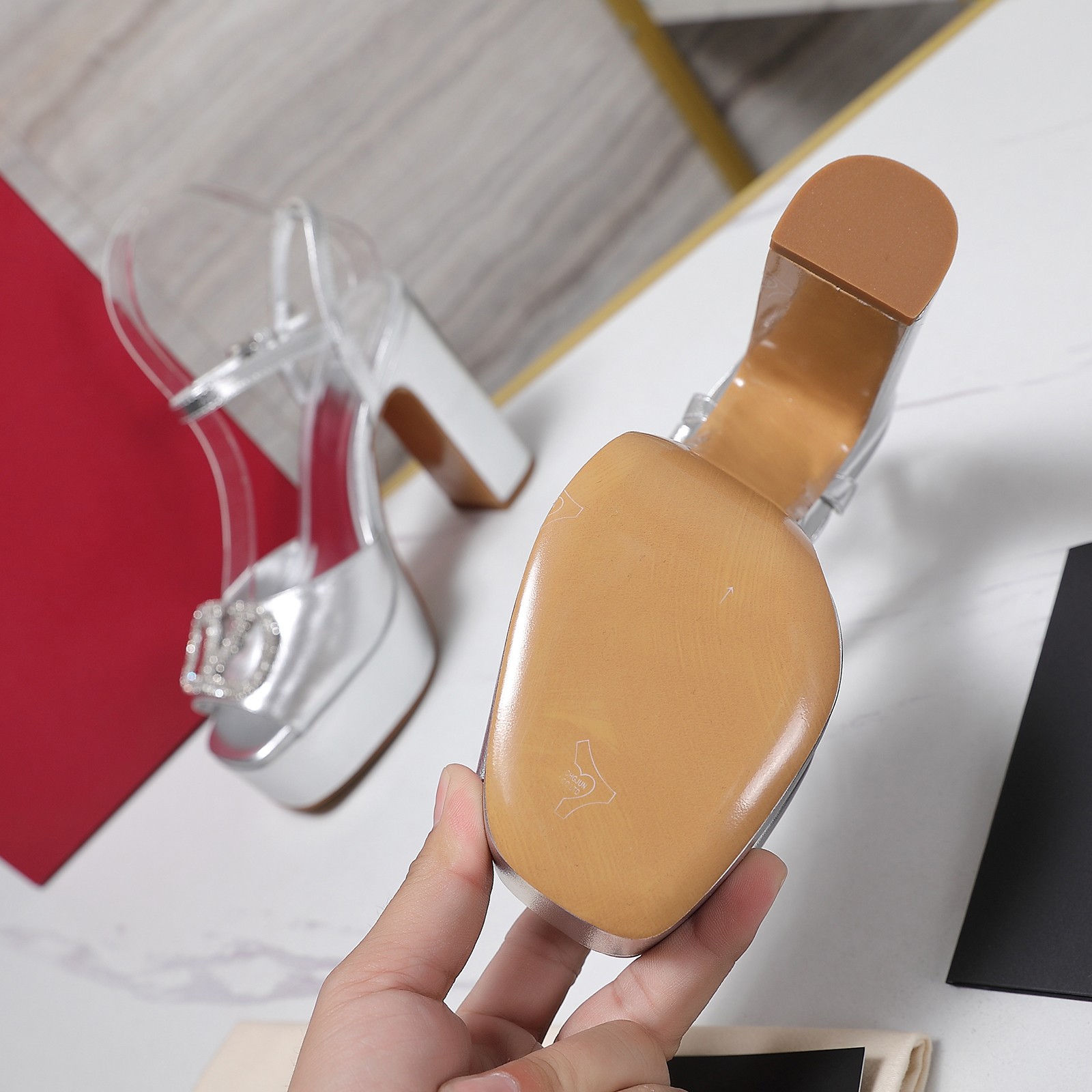 Valentino Metallic Platform Sandals with Crystal Embellished Logo 2025 9 a1741792446098 0567