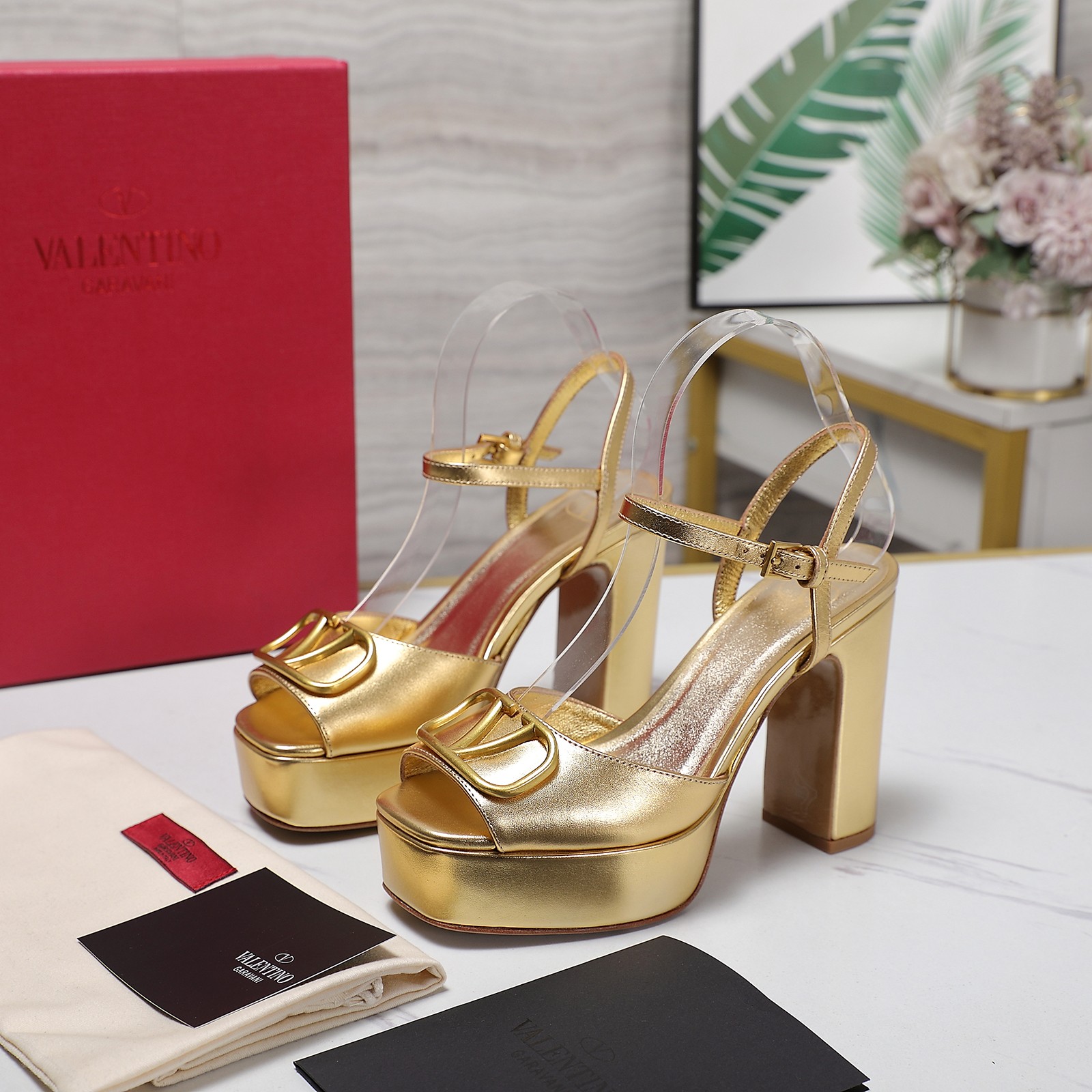 Valentino Metallic Platform Sandals with Block Heel and Logo - Gold 10 a1741792915259 4475