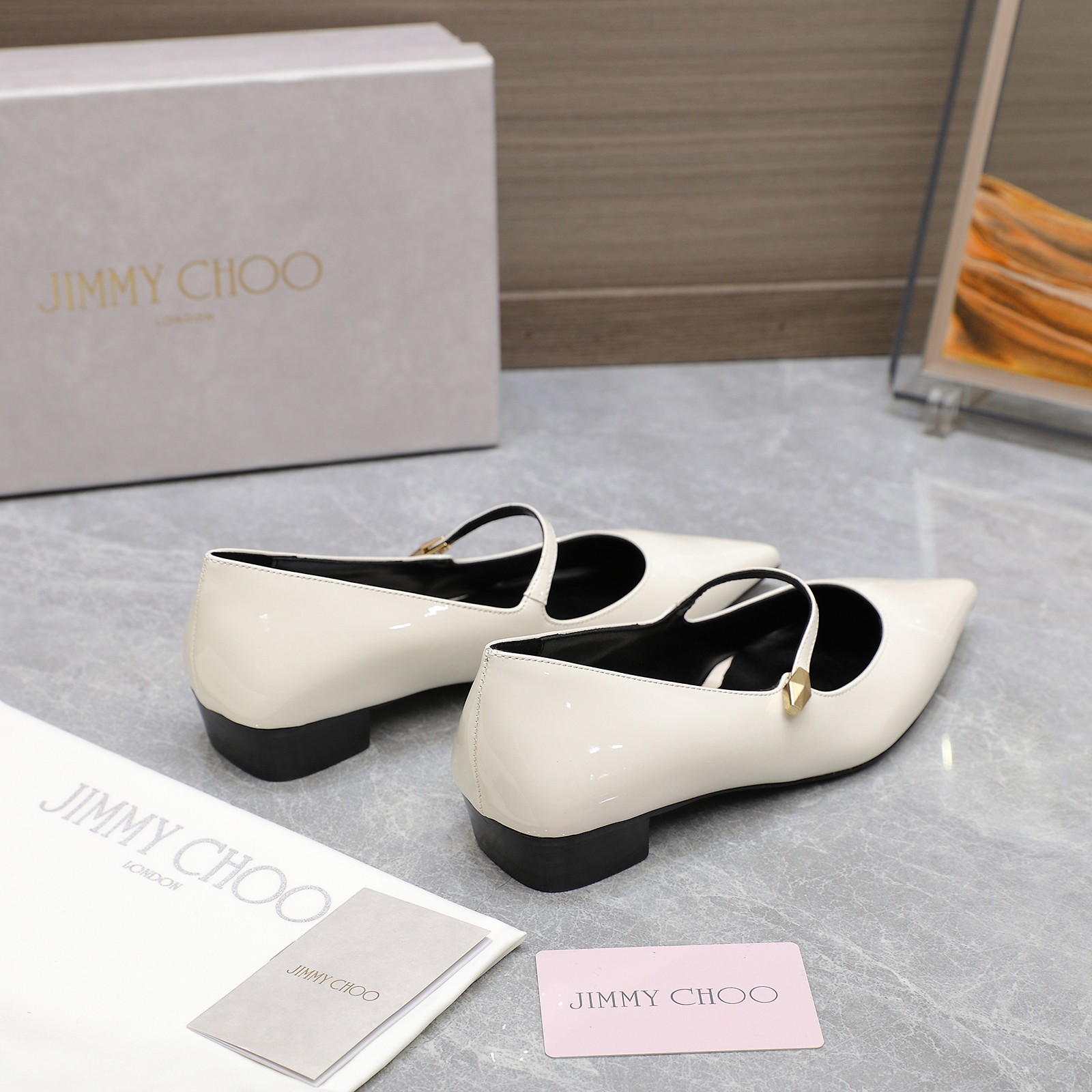“Jimmy Choo 2025 Spring Summer Pointy Shoes: Top Quality Italian Design” - 图片 3