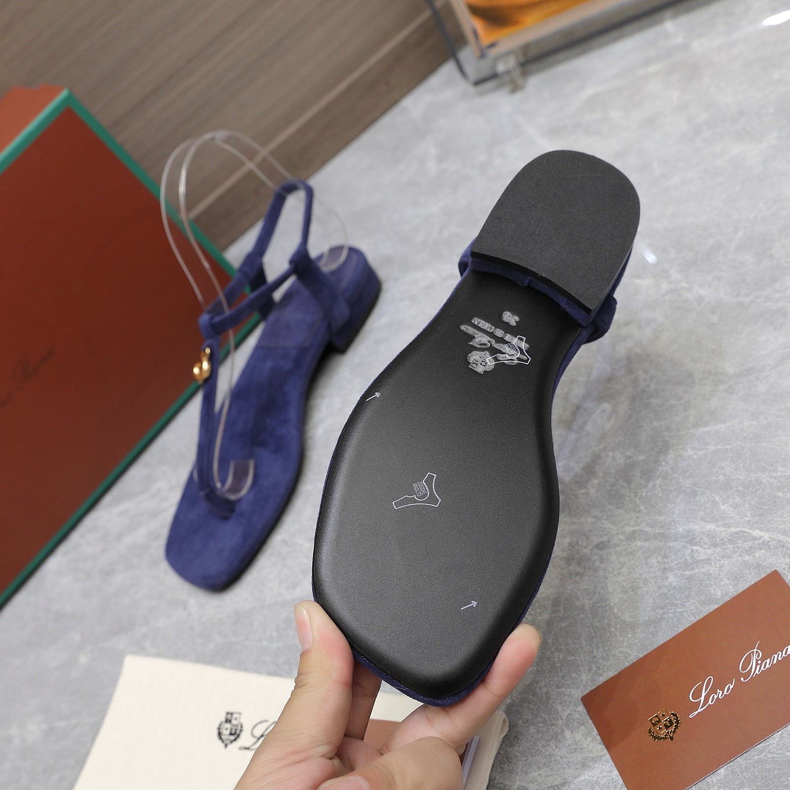 Loro Piana Mindil T-Strap Thong Sandals in Suede Leather - Summer Essential 8 a1742302639183 8012