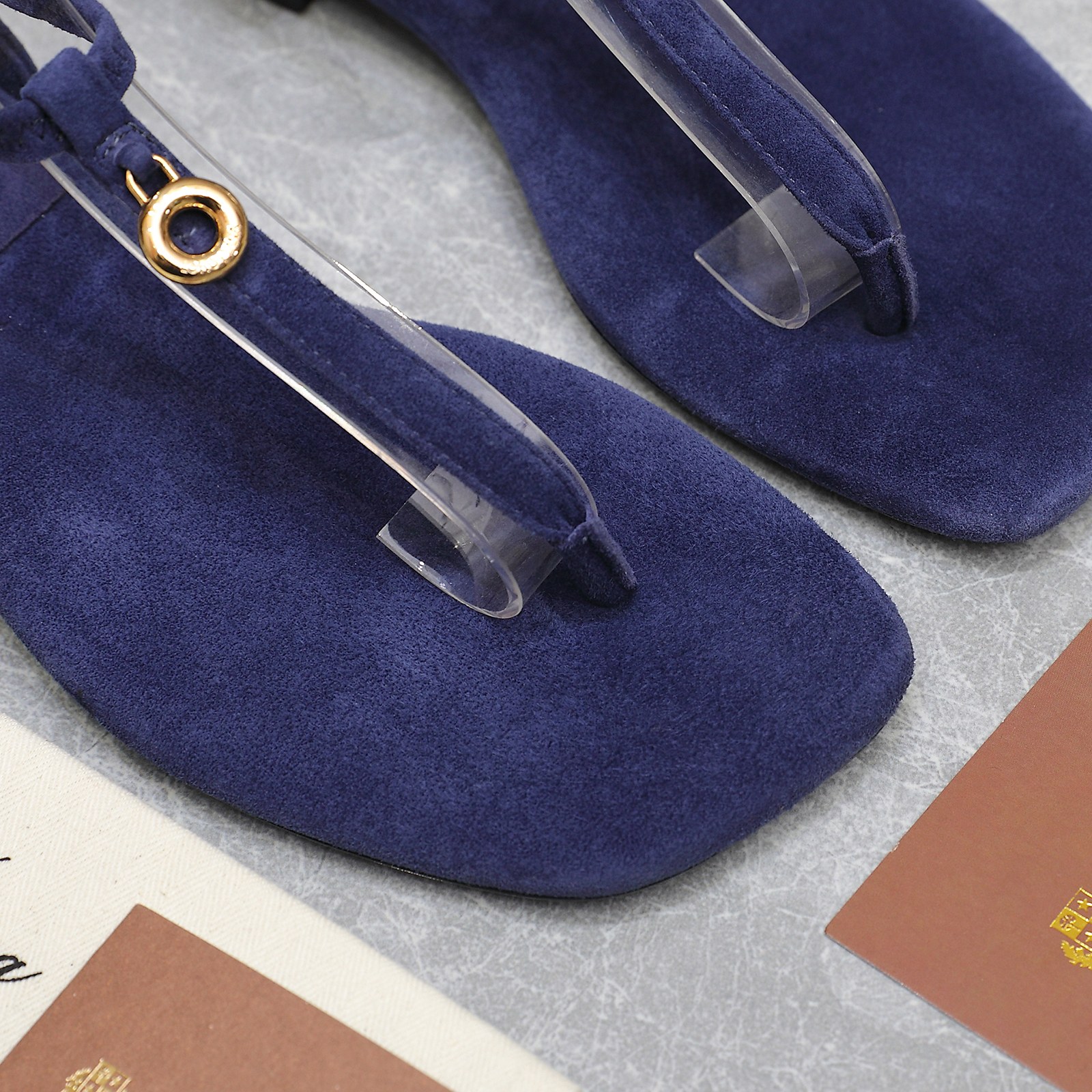 Loro Piana Mindil T-Strap Thong Sandals in Suede Leather - Summer Essential 7 a1742302639335 7763