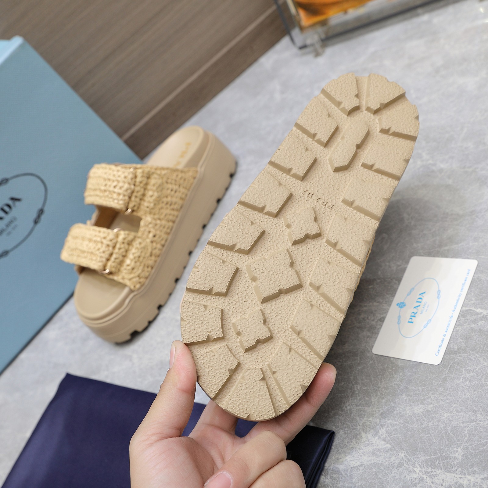 Prada Woven Raffia Platform Sandals - Chic Summer Style with Logo Detail 7 a1742316453307 6326