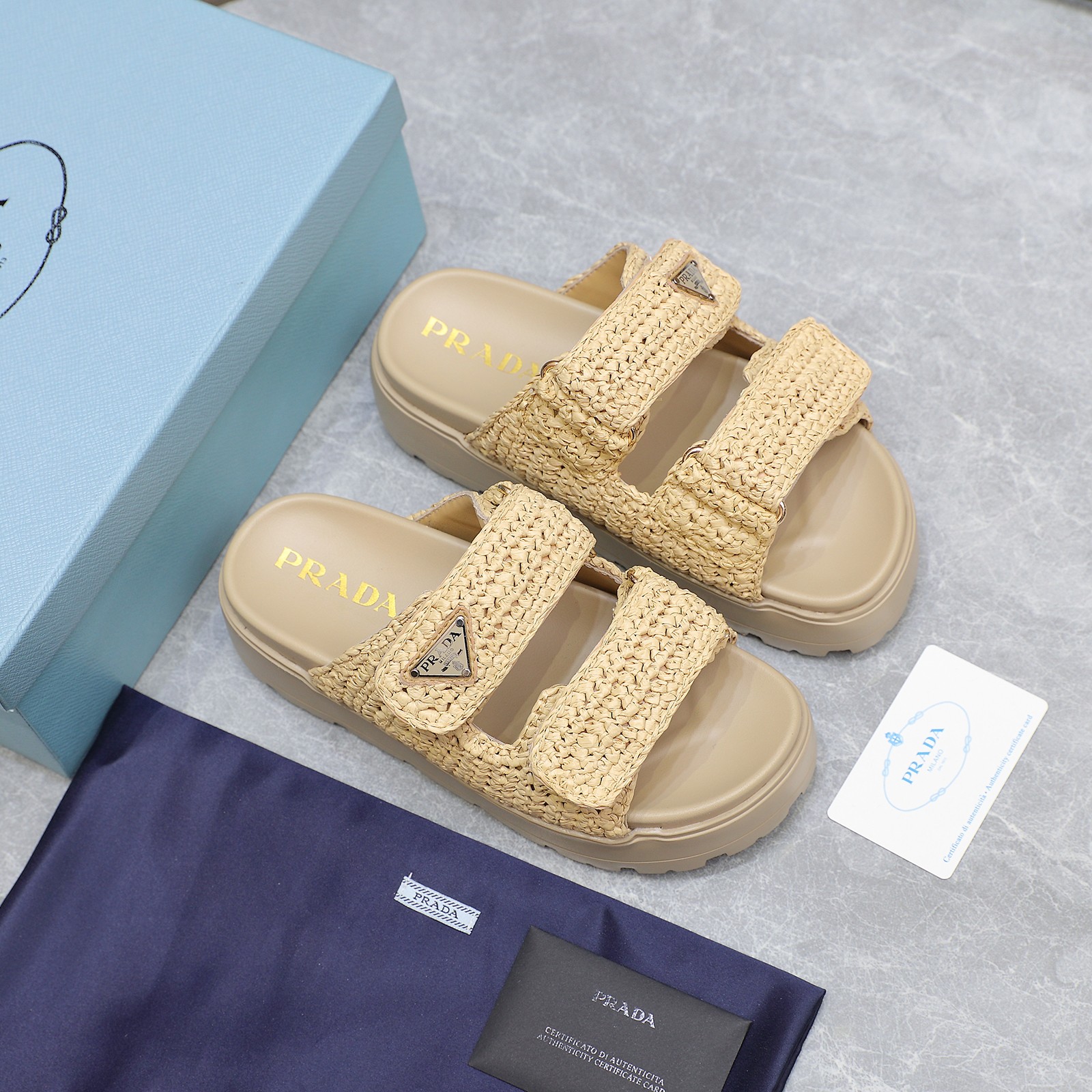 Prada Woven Raffia Platform Sandals - Chic Summer Style with Logo Detail 3 a1742316455073 0781