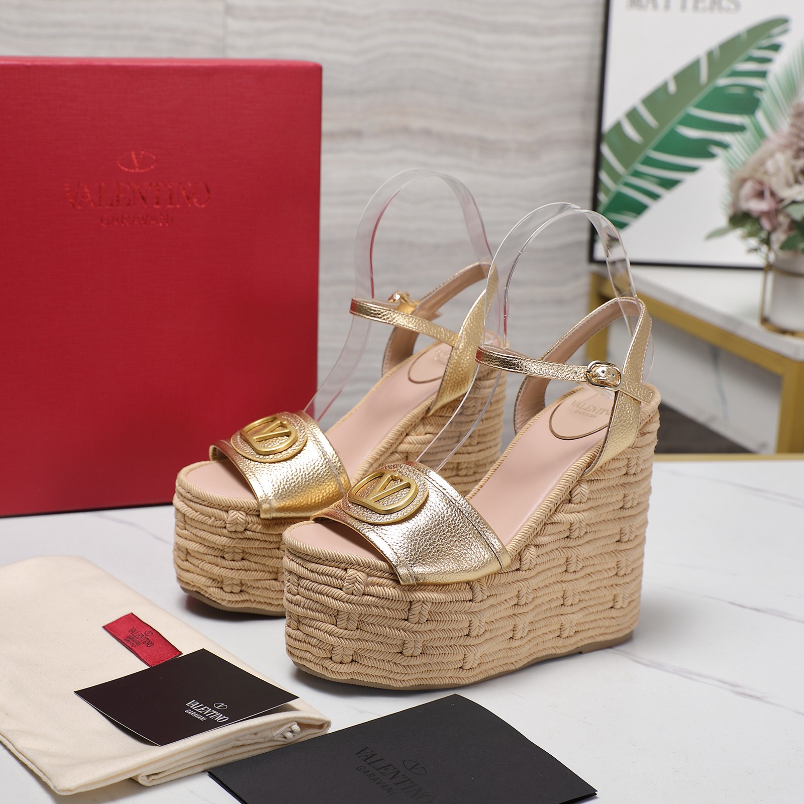 Valentinoo Women's Espadrille Wedge Sandals Gold Leather Ankle Strap 5 a1742996729569 6867
