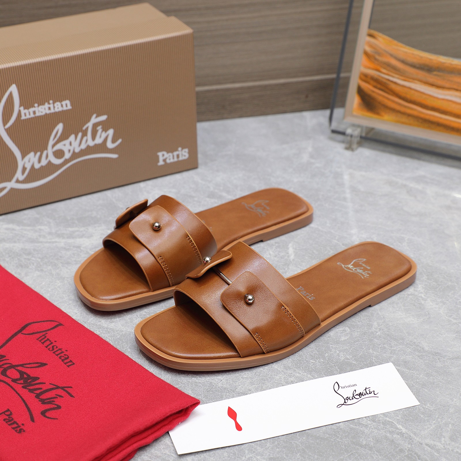 Christian Louboutin Red Bottom Shoes: Las Vegas-inspired Collection with Fine Craftsmanship - 图片 3