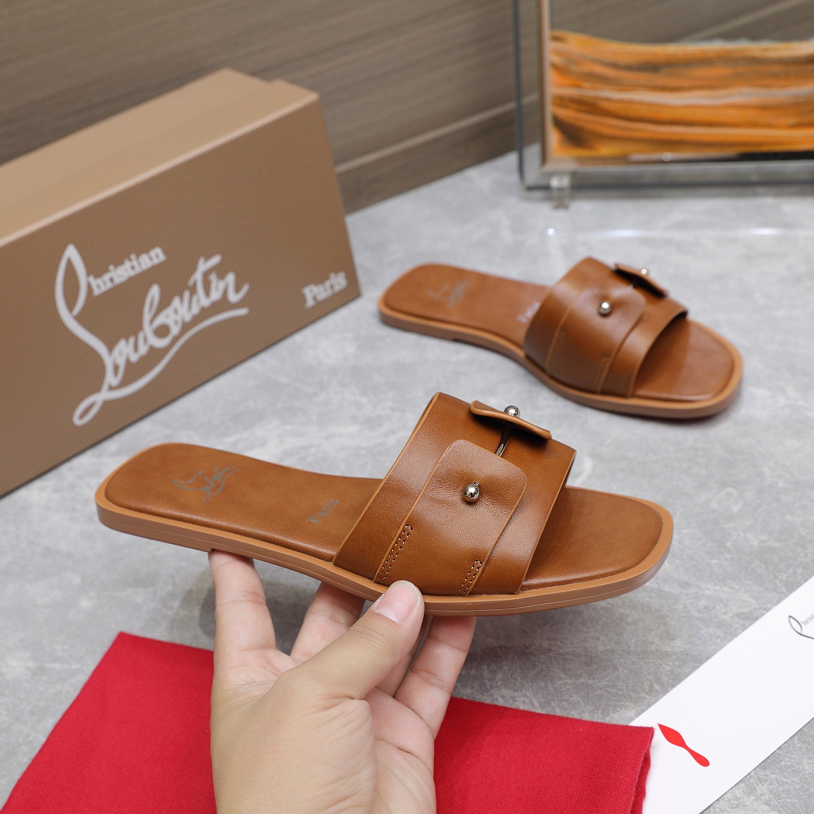 Christian Louboutin Red Bottom Shoes: Las Vegas-inspired Collection with Fine Craftsmanship - 图片 6