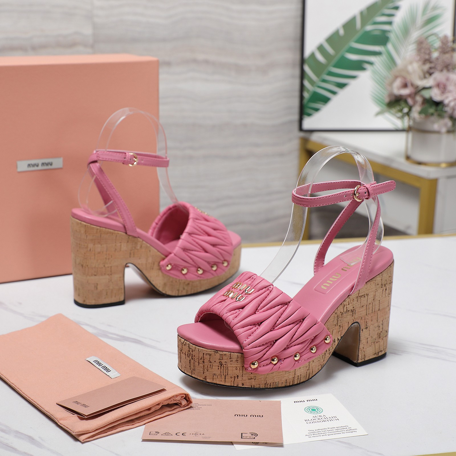 Miu Miu Pink Platform Heeled Sandals Ankle Strap Leather High Heel 5 a1744708091640 2685