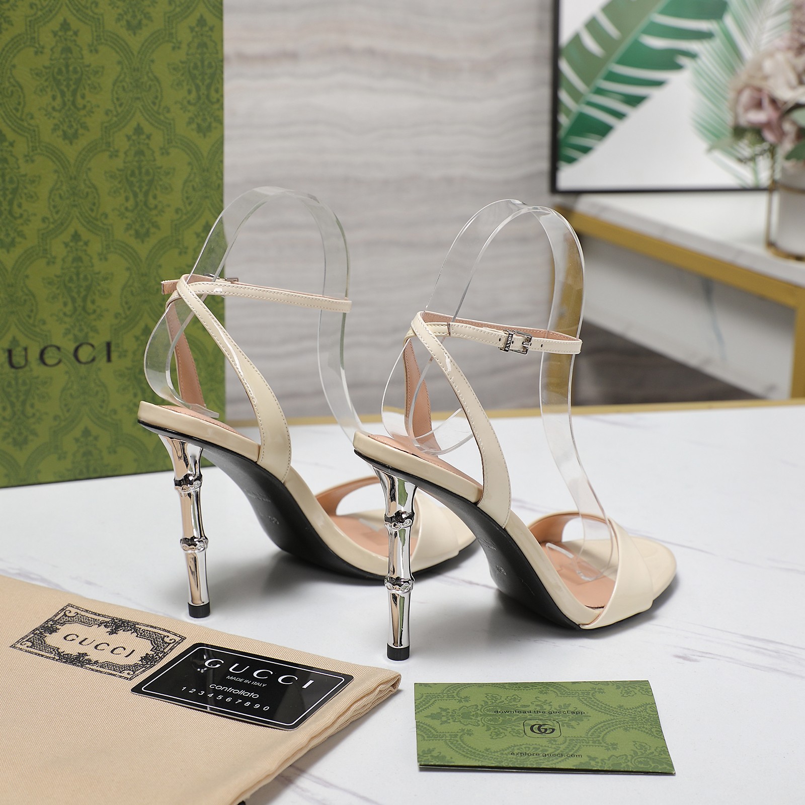 Gucci Women's Bamboo Heel Ankle Strap Sandals Patent Leather Beige 3 a1744708765699 3665