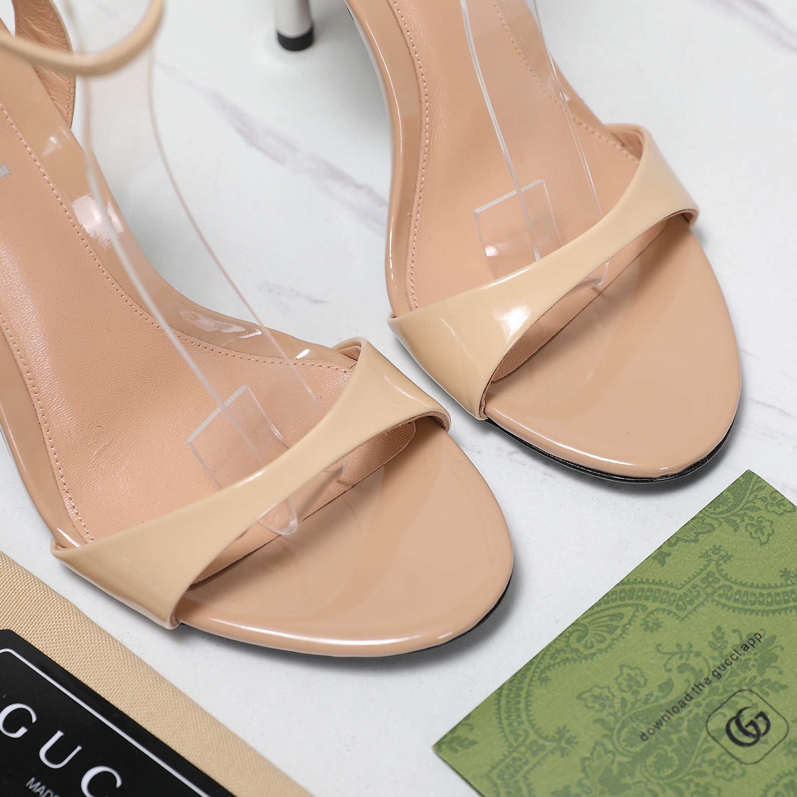 Gucci Women's Bamboo Heel Sandals Patent Leather Beige 8 a1744708935007 6775
