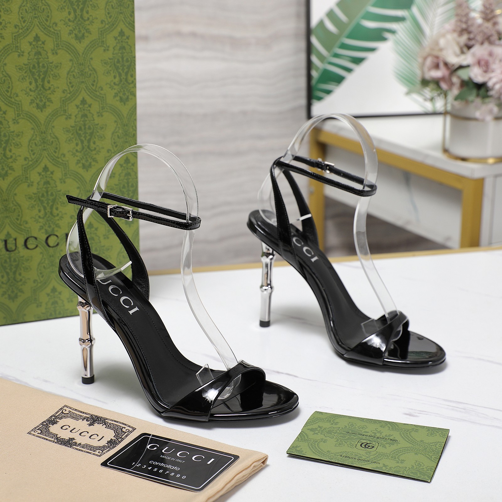 Gucci Women's Black Patent Leather Bamboo Heel Ankle Strap Sandals 4 a1744709128963 8630