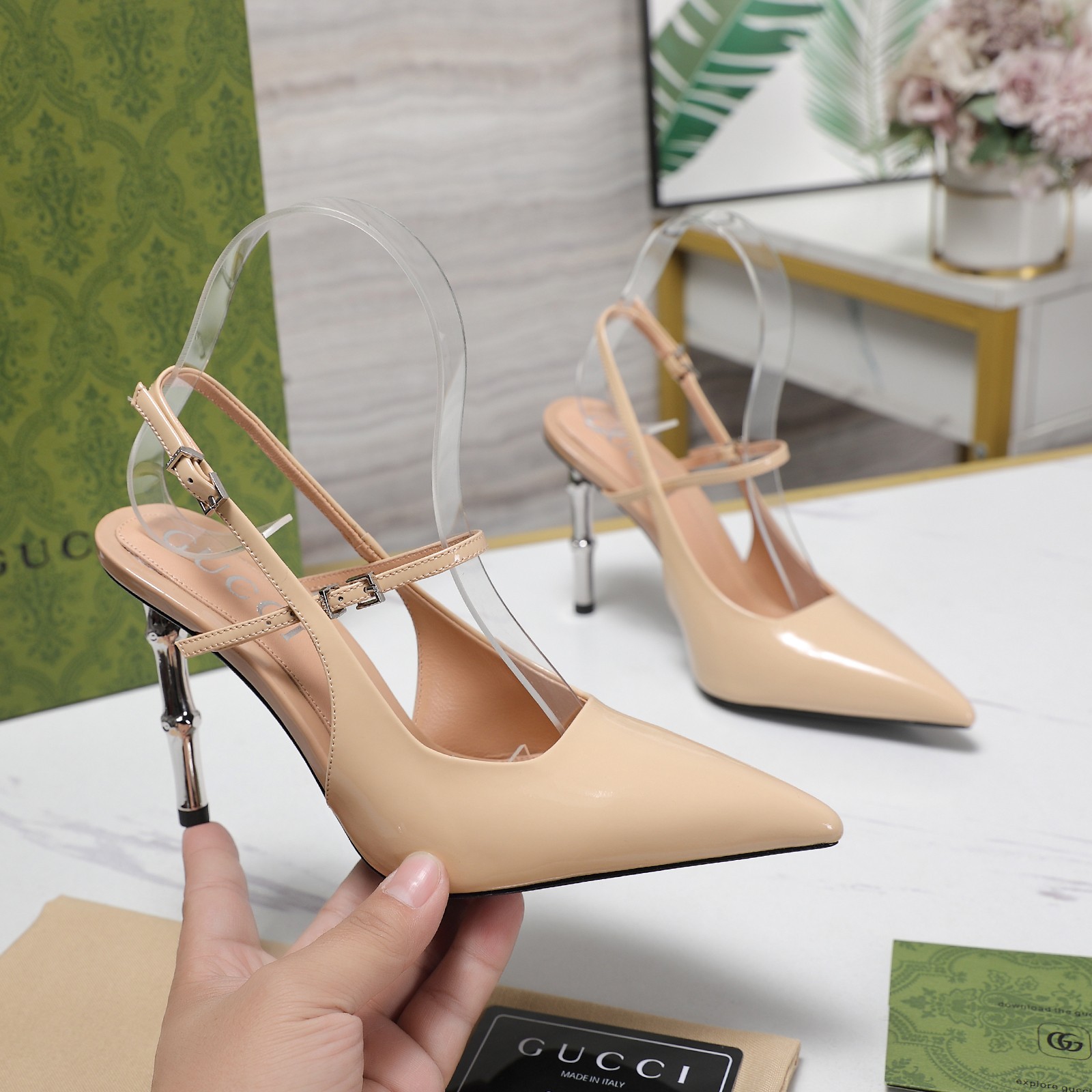 Gucci Women's Slingback Pumps with Bamboo Heel in Patent Leather 2 a1744709283242 7757