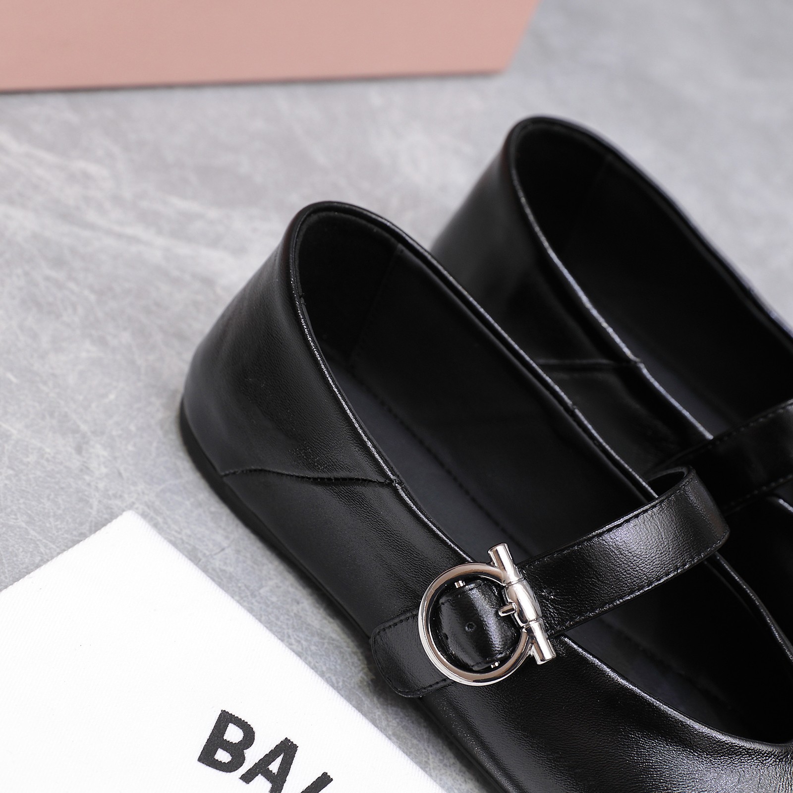 Ferragamo Iconic Buckle Ballerina Flats - Classic & Comfortable 6 a1744783742738 2762