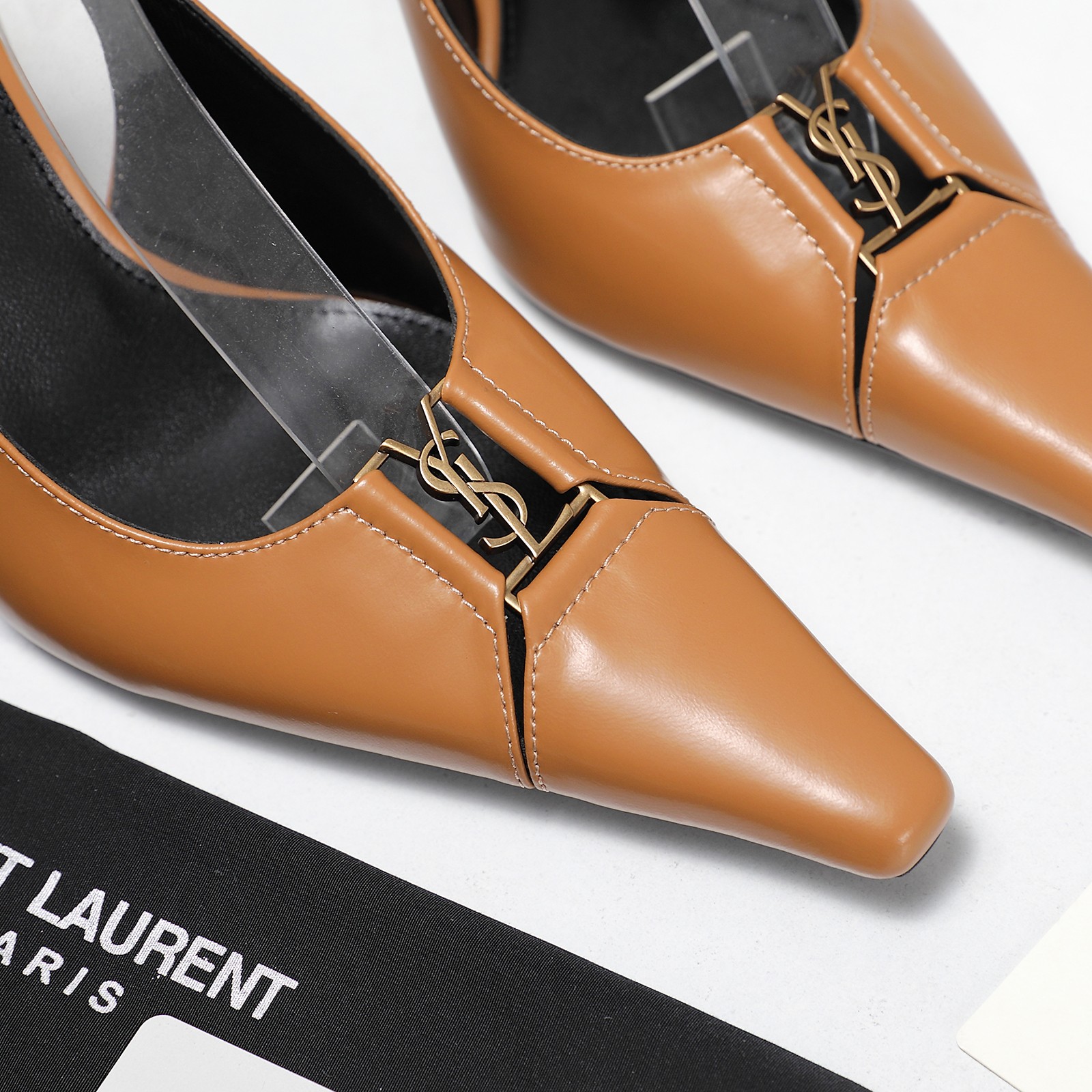 NO:416414,YSL·Top High-level Version 2025 Official Website Synchronized New High-heeled Fish-mouth Sandals Details Perfect Fitting Sheepskin (fine texture) AAA Grade Italian Black Leather Outsole Extremely Perfect Replica 1 Upper YB Consistent Fabric 2 Imported Sheepskin 3 Soles AAA Grade Black Leather Outsole 4Size35-41 (40 41 Custom made without return) 5 Heels High 9CM 6 Price, High Heels Sandals, saint laurent, sandals, high heels, sheepskin, Leather soles19860909YSL·顶级高版本 2025官网同步新款高跟鱼嘴凉鞋 细节处理完美 垫脚羊皮（质感细腻） AAA级意大利黑色真皮大底 极致完美复刻 1鞋面YB一致面料 2垫脚进口羊皮 3鞋底AAA级黑色真皮大底 4Size35-41（40 41 订做不退换） 5跟高9CM 6价格,高跟鞋凉鞋,saint laurent,sandals,high heels,sheepskin,Leather soles,Women's Shoes