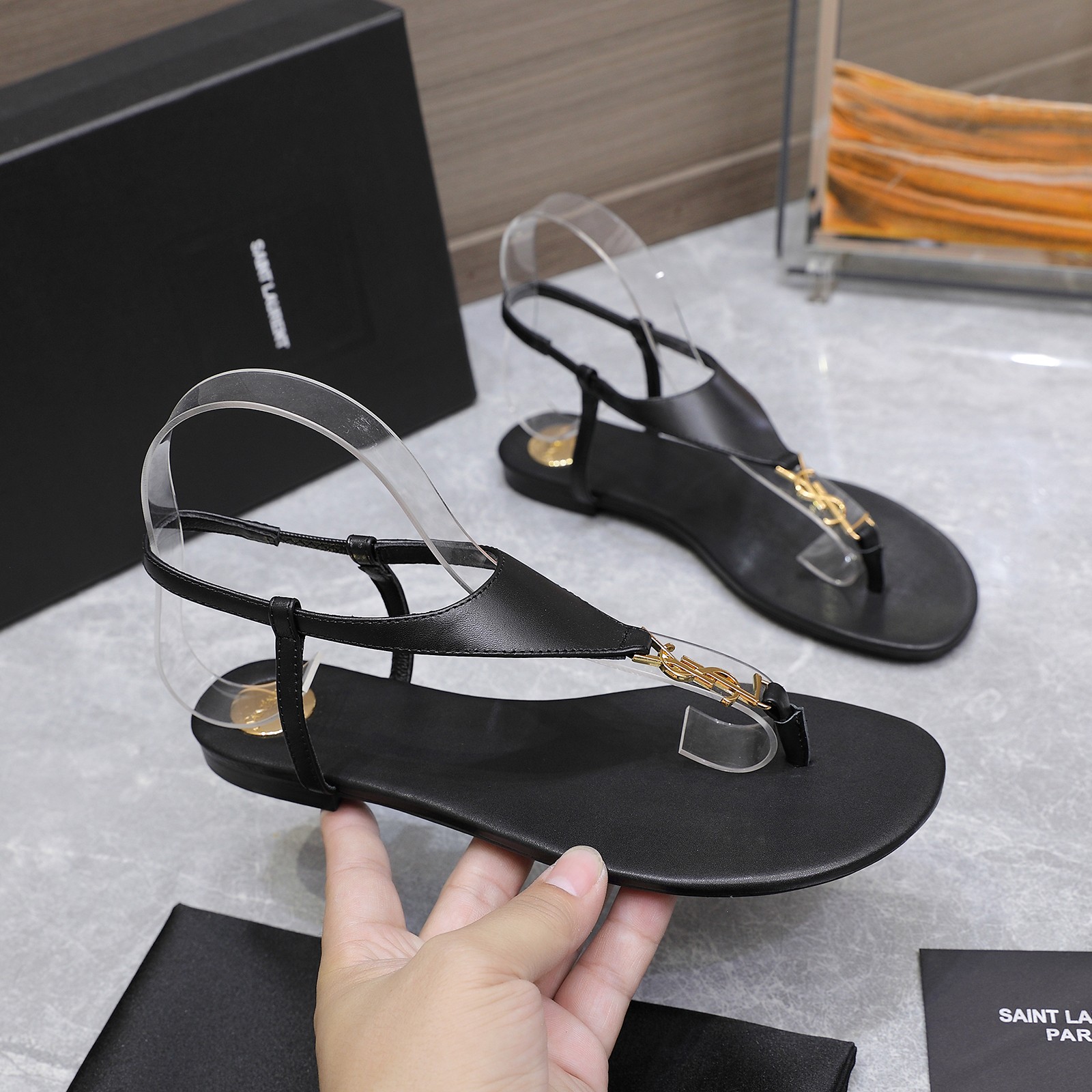 Saint Laurent Women's Lee Metal Chain Leather Thong Sandals 1 Saint Laurent Women's Lee Metal Chain Leather Thong Sandals