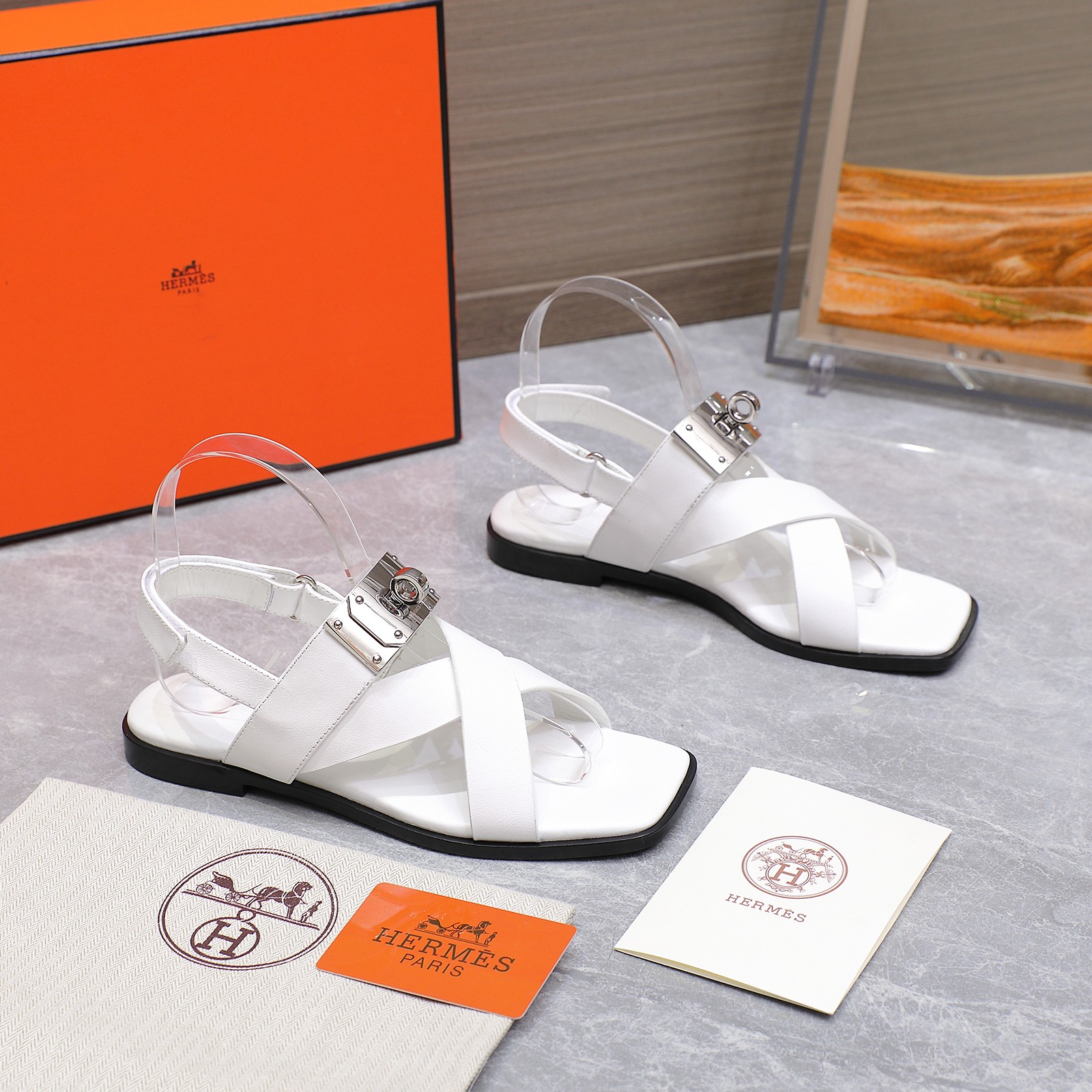 Hermès White Leather Kelly Buckle Sandals Elegant Summer Footwear 4 a1745132397461 8031