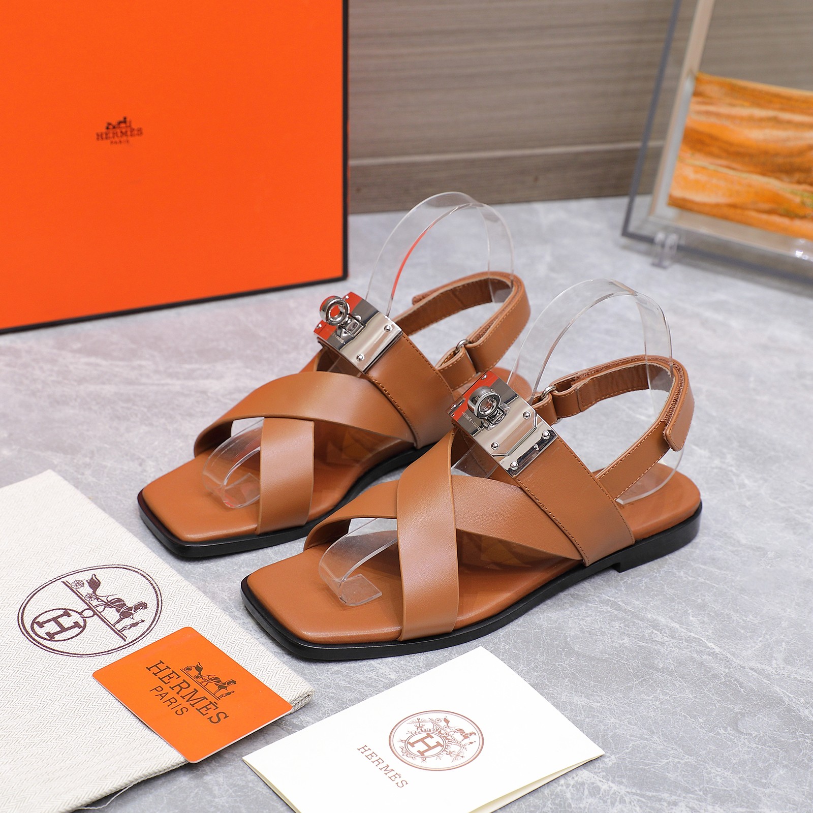 Hermes Classic Kelly Buckle Sandals Retro Exotic Style Fashionable 4 a1745132436119 0421