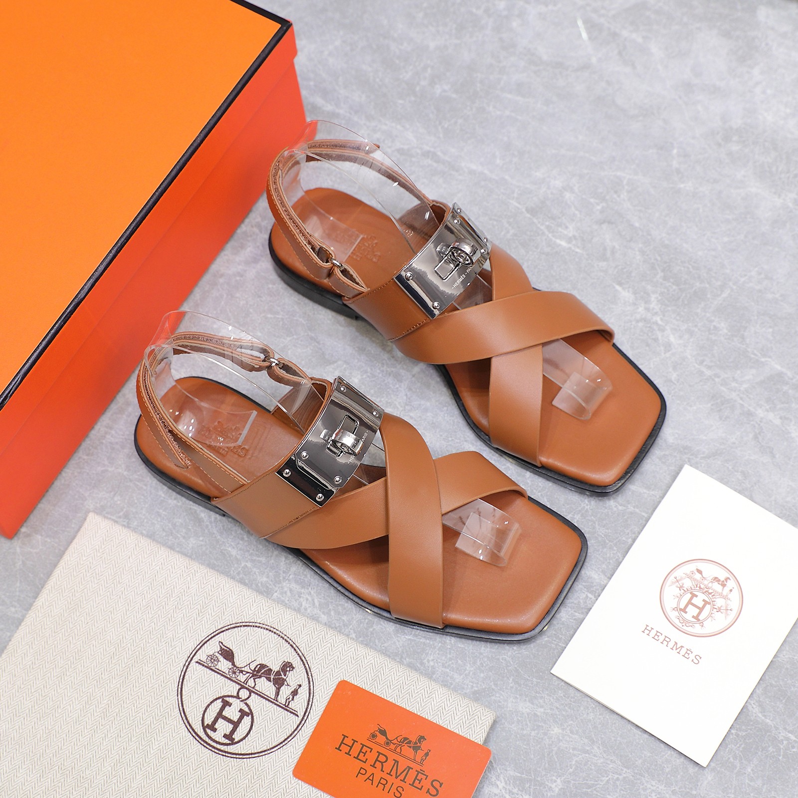 Hermes Classic Kelly Buckle Sandals Retro Exotic Style Fashionable 7 a1745132437147 5426