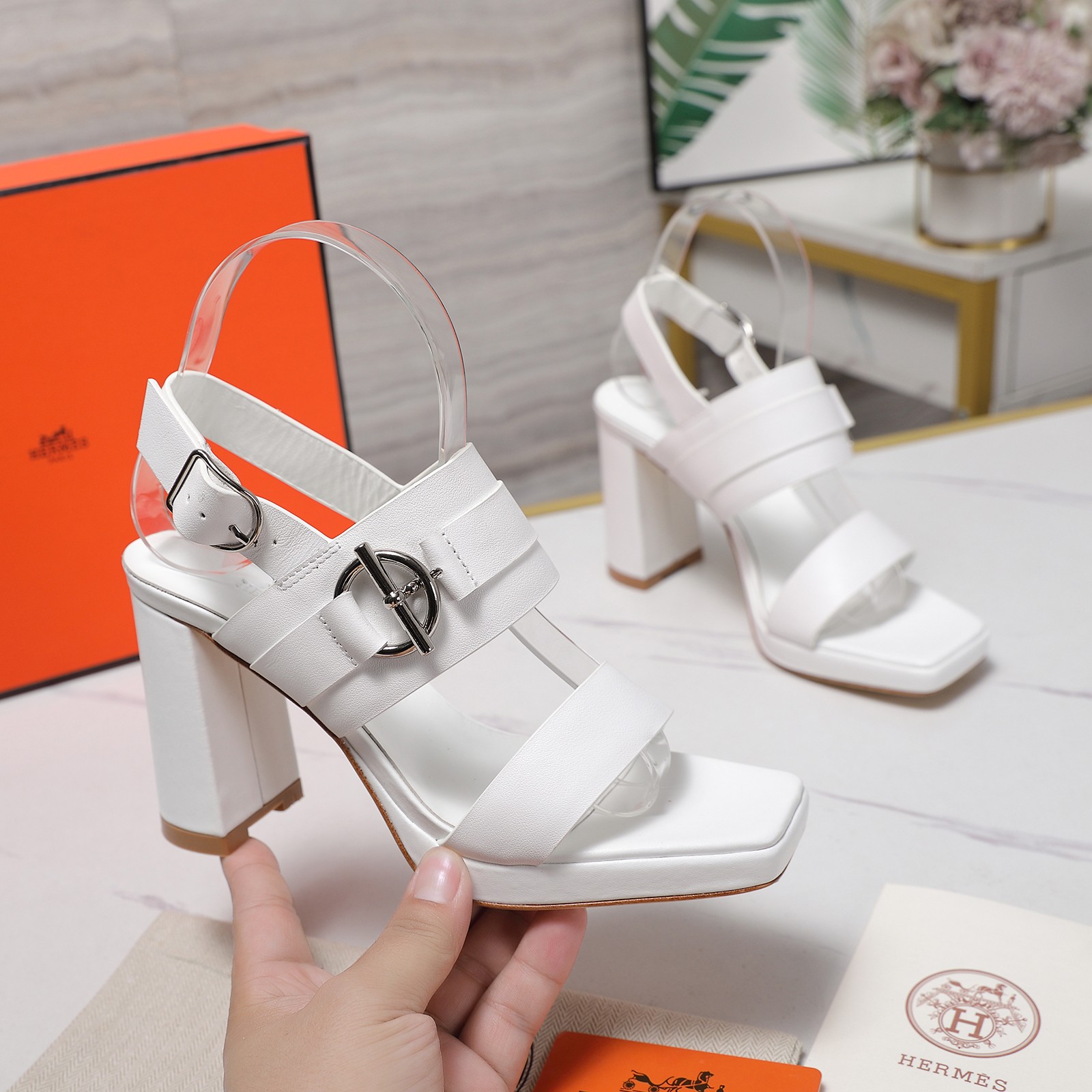 Hermès White Leather Heeled Sandals Platform Ankle Strap Block Heel 2 a1745241217454 7132