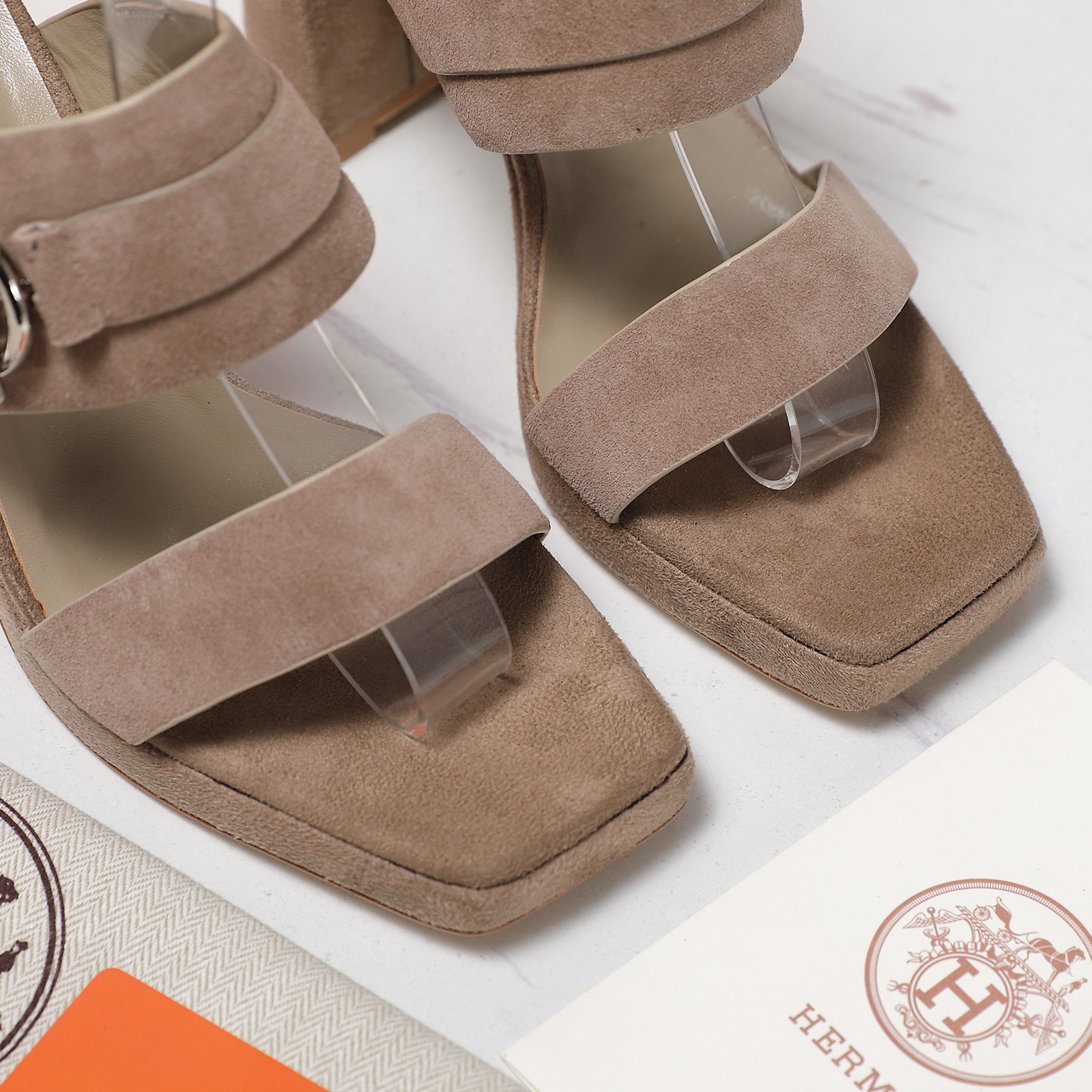Hermès Women's Suede Heeled Sandals Ankle Strap Platform Block Heel Shoes 10 a1745243167751 6368