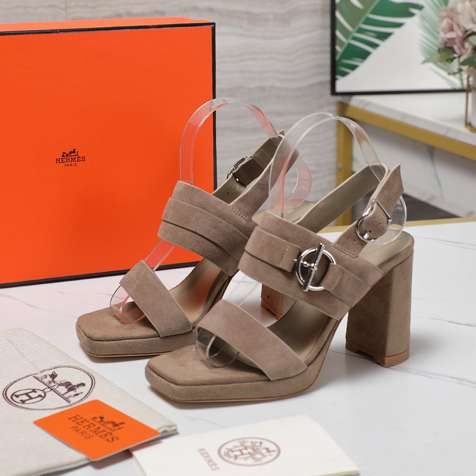 Hermès Women's Suede Heeled Sandals Ankle Strap Platform Block Heel Shoes 8 a1745243167752 6211