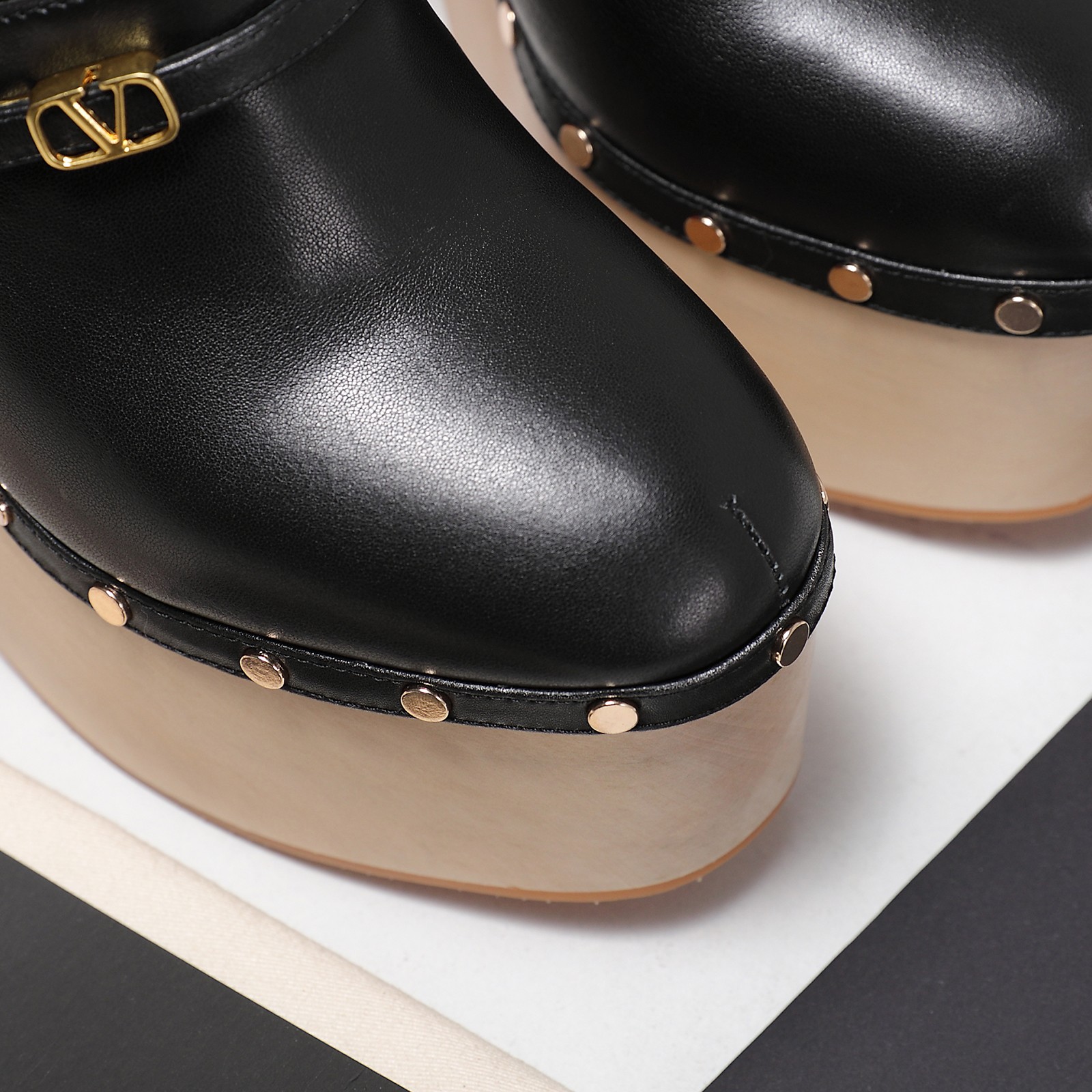 Valentino Garavani Platform Wooden Heeled Mules - Italian Craftsmanship 6 a1745949266358 0710