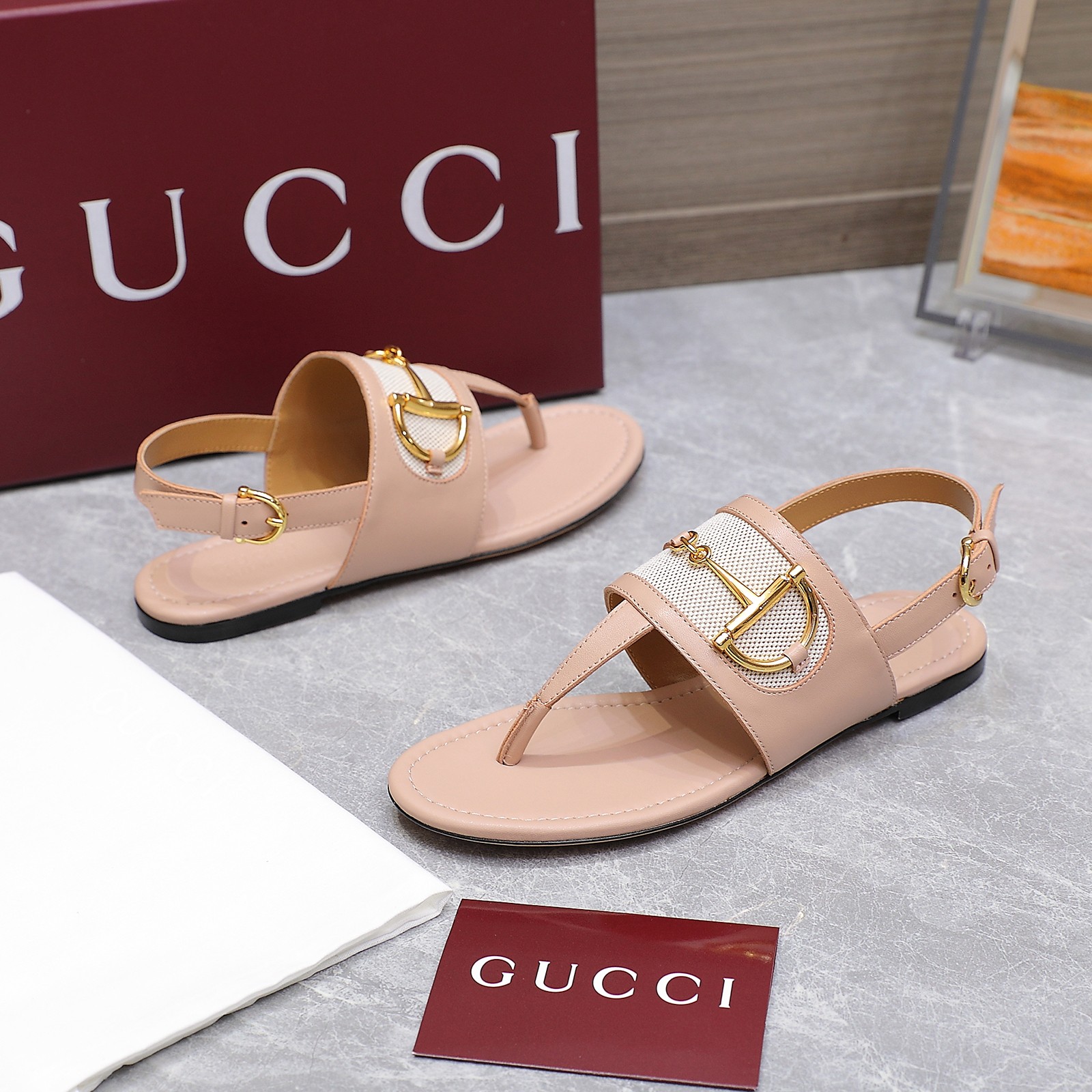 Gucci Women's Thong Heeled Sandals with Horsebit Detail - Beige Leather 10 a1746344215627 4427