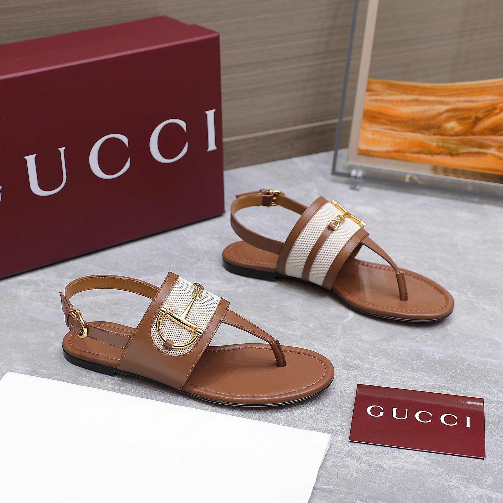 Gucci Women's Thong Sandals With Horsebit Detail - Stylish Summer Footwear 10 a1746344301329 2473