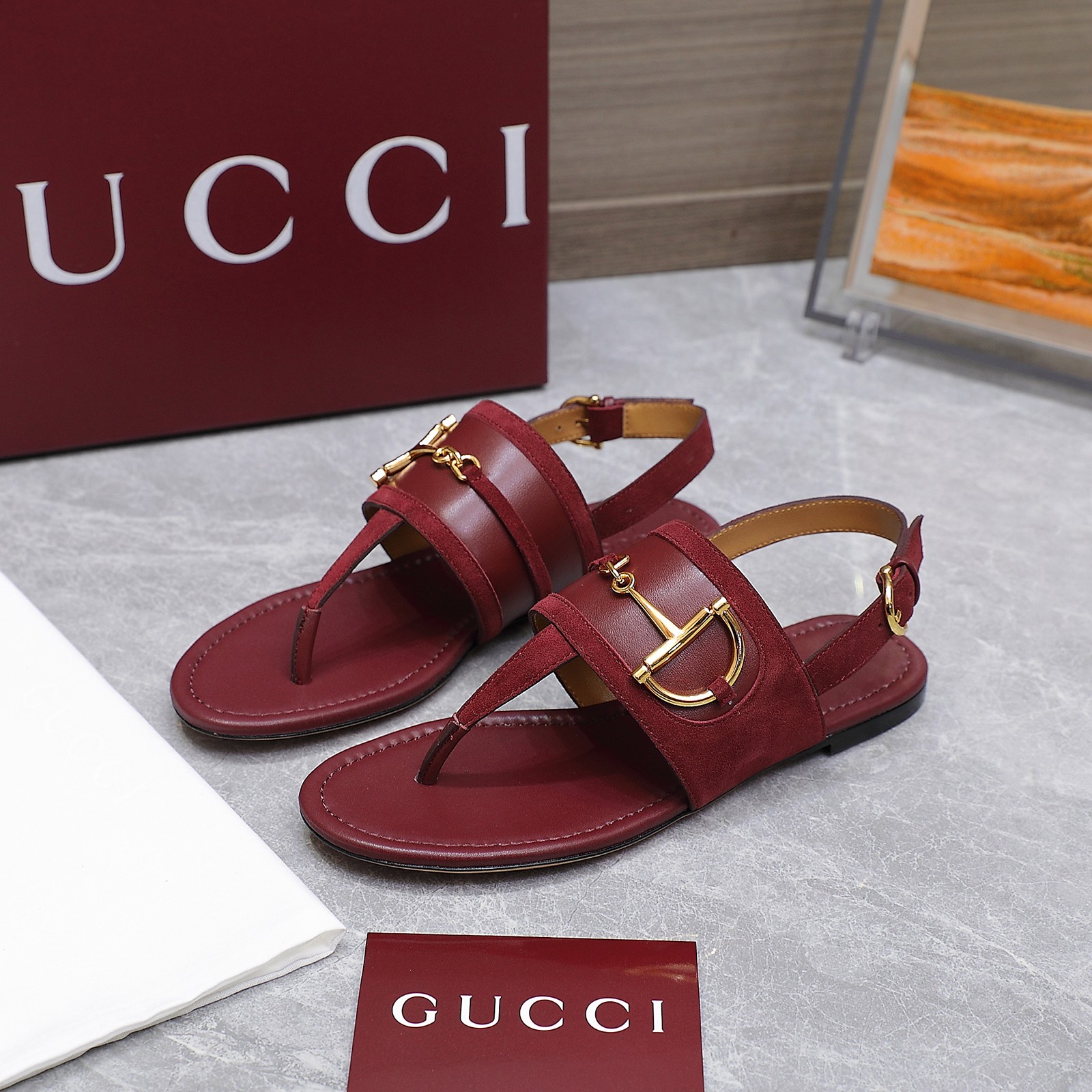 Gucci Women's Thong Sandals with Horsebit Detail - Stylish & Comfortable 5 a1746344327659 6124