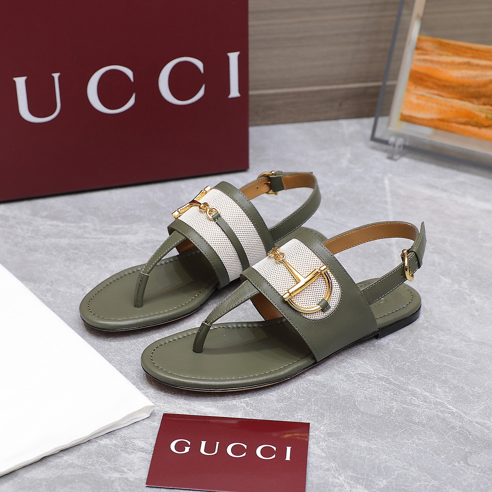 Gucci Women's Olive Green Leather Thong Sandals with Horsebit Detail 3 a1746344354288 0827