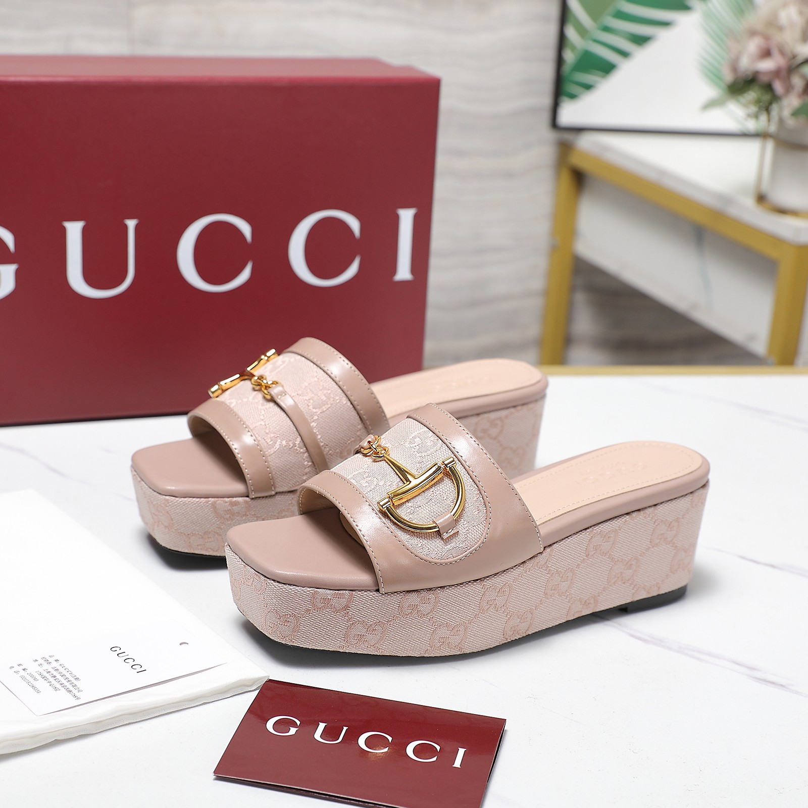 Gucci Women's D-Chain Buckle Platform Wedge Heel Sandals Slides Slippers 3 a1746344585569 2115