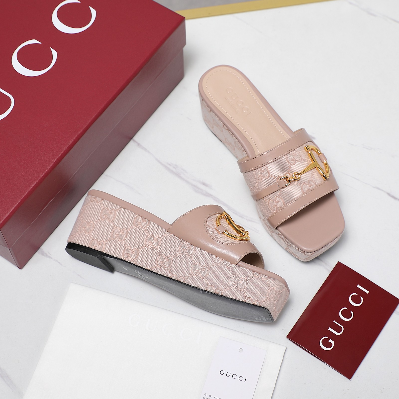 Gucci Women's D-Chain Buckle Platform Wedge Heel Sandals Slides Slippers 8 a1746344592811 2813