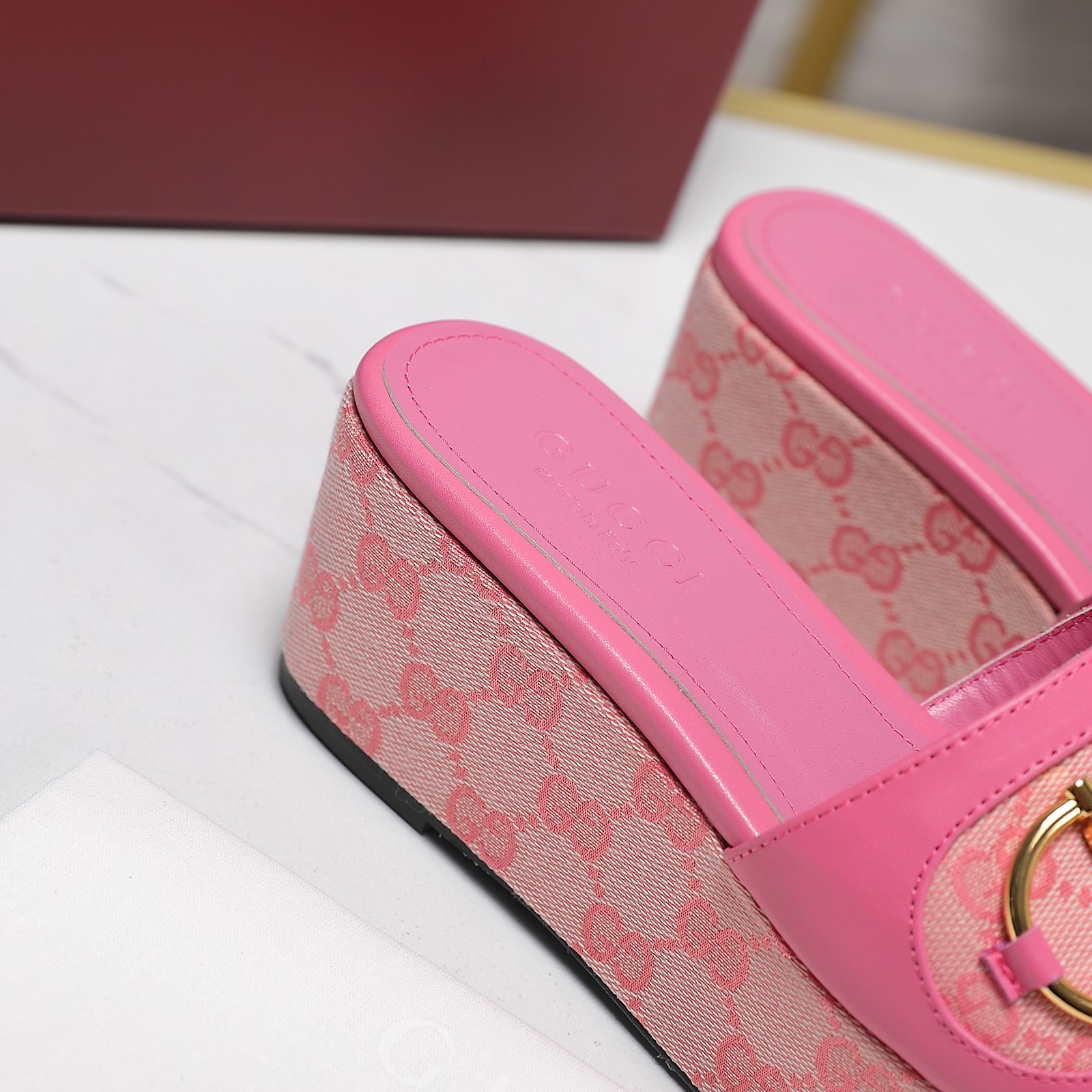 Gucci Early Spring 2025 D-Chain Platform Wedge Sandals - Pink 8 a1746344839830 6372