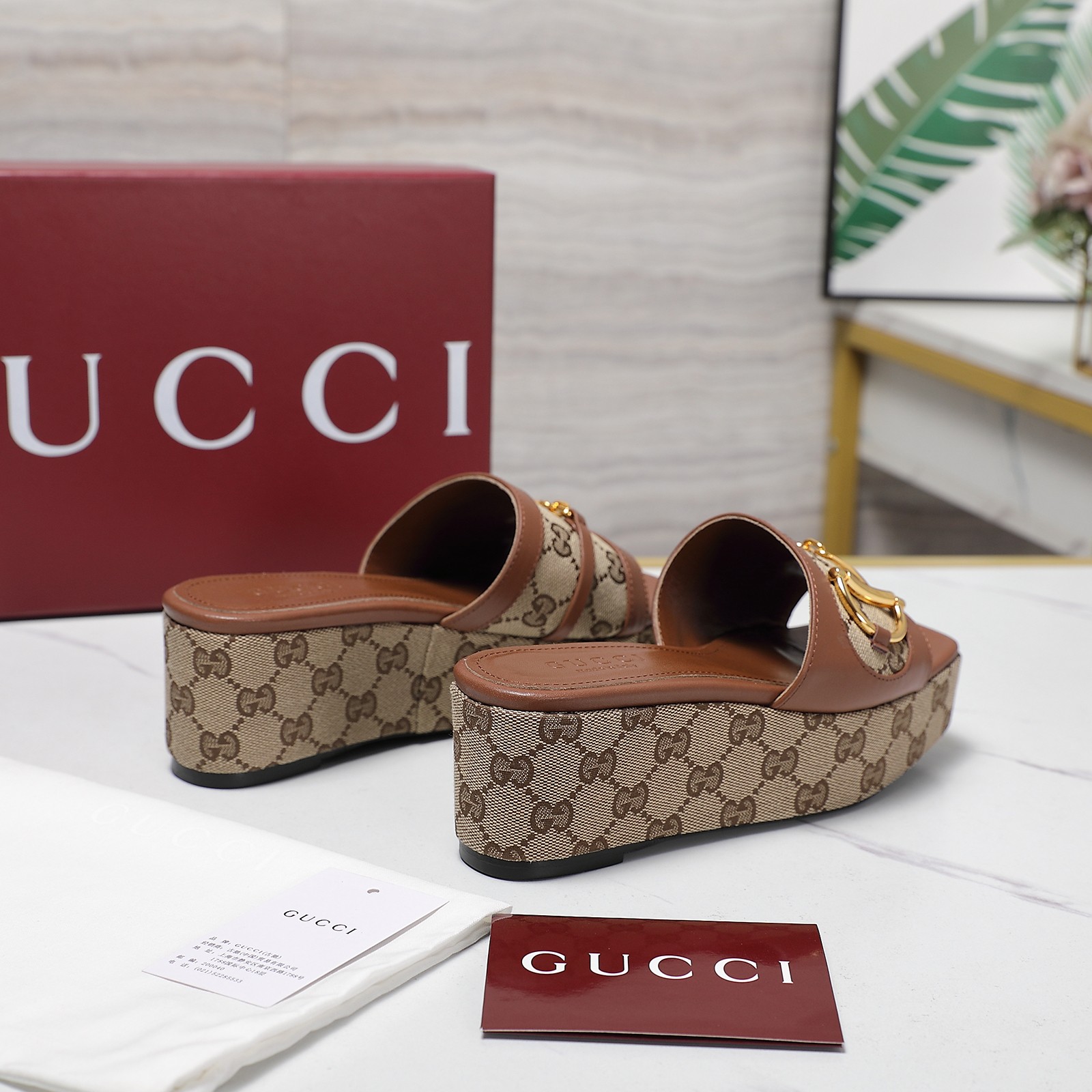Gucci Women's D-Chain Platform Wedge Sandals Slides Mules 6 a1746344865236 6087