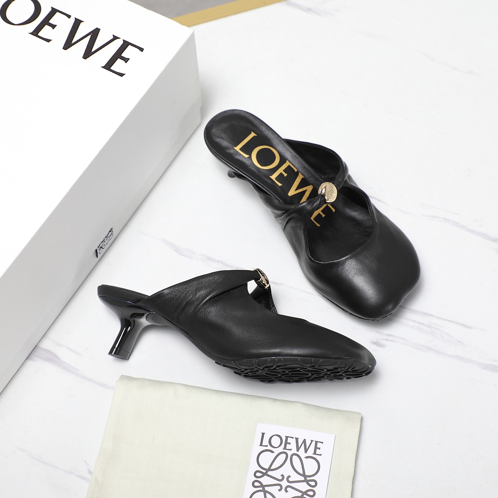 Loewe 25s Soft Sheepskin Ballerina Shoes for Comfortable All-Day Wear - 图片 7