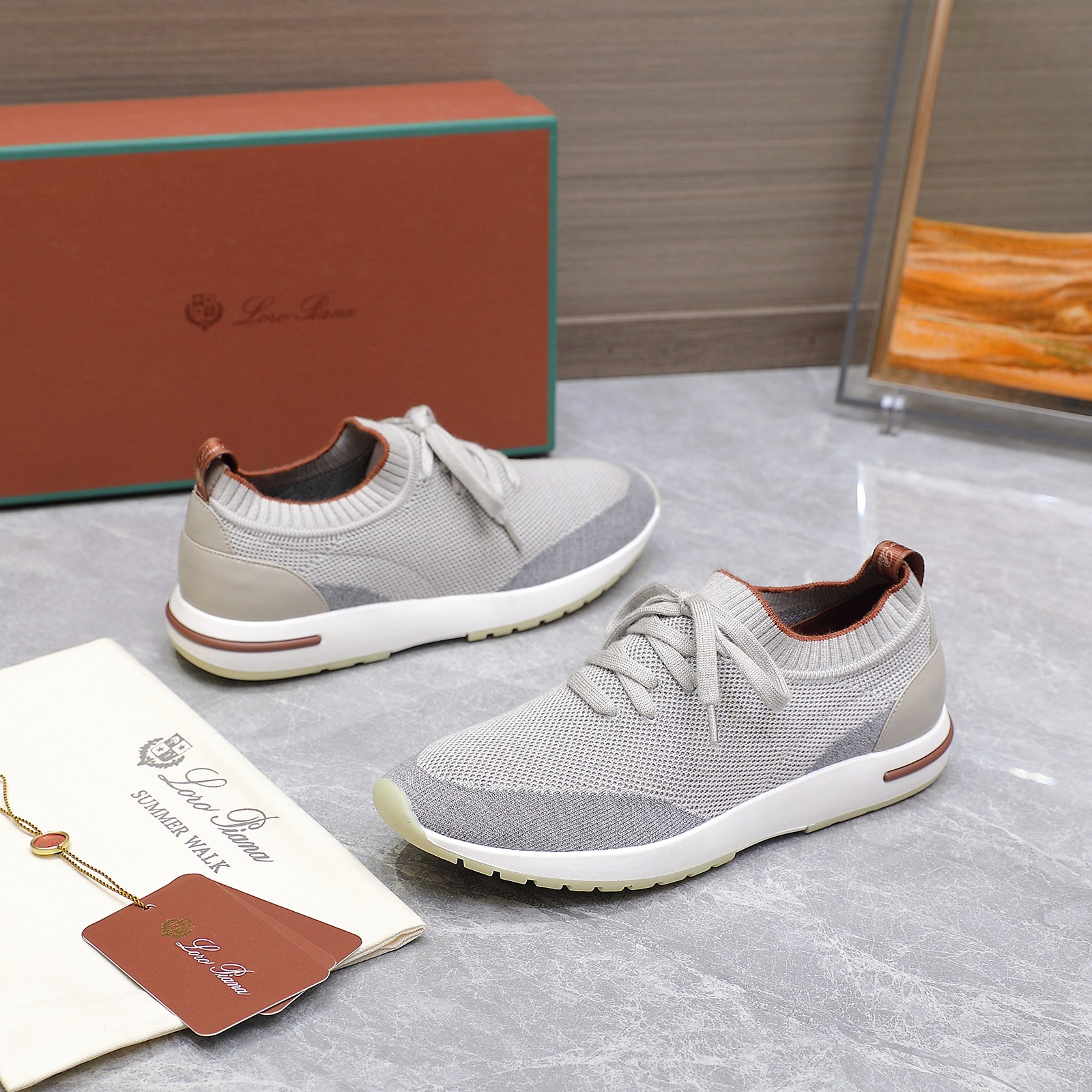 LP Lady Flexy Walker Wooly Sneakers: Stylish, Comfortable, and Unique Craftsmanship - 图片 1