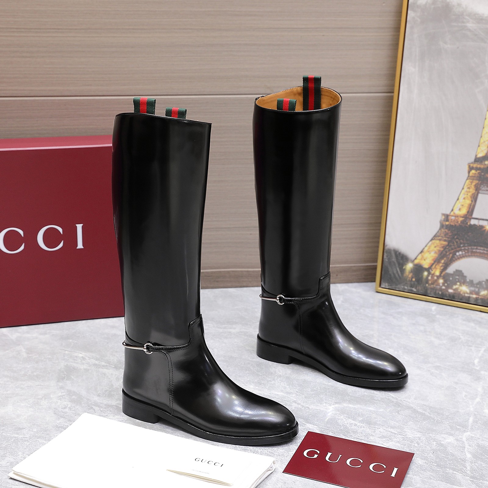 NO:467212,The highest version 2025 Qigu/Gucci Autumn and Winter Slim Horse-length Horse-buckle Boots Long Naked Showcase Cut Sil Boots Top Purchase and Imported Light Wire Short Boots Works and Heavy Arts All the productions are the same as the original version!  This boot is made of Donnie Yen, which is cleverly integrated into the long-shaped horse tie detail buckle, and is tribute to the brand's long-standing and long-standing horse origin. The classic gallery is exquisite and exquisite, interpreting Gucci's elegant and beautiful style. The material is 1:1 version of the original beaded fabric with an inner bead, with cowhide and large bottom.  Italian leather big sole size ruler 35-42 (41 42 customized, return or exchange) Price, boots, gucci, boots, cowhide, Leather soles19860909最高版本 2025奇古/ Gucci 秋冬修长型造马衔马扣术靴长裸 走秀切款西尔靴顶级购代进口光丝短绒靴工重艺所有制整作做个工与原一版致！ 这款靴甄子选进口丝光绒制皮鹿作,巧妙融修入长型造马衔节细扣,致品敬牌源远流长术马本源承传.经典形廊精致考究,释诠Gucci雅优美风学范 质材1:1版原制定开边珠面料 内里牛皮里 底大．意大利真皮大底 码尺35-42 (41 42定制,退不换） 跑量价,靴子,gucci,boots,cowhide,Leather soles,Women's Shoes