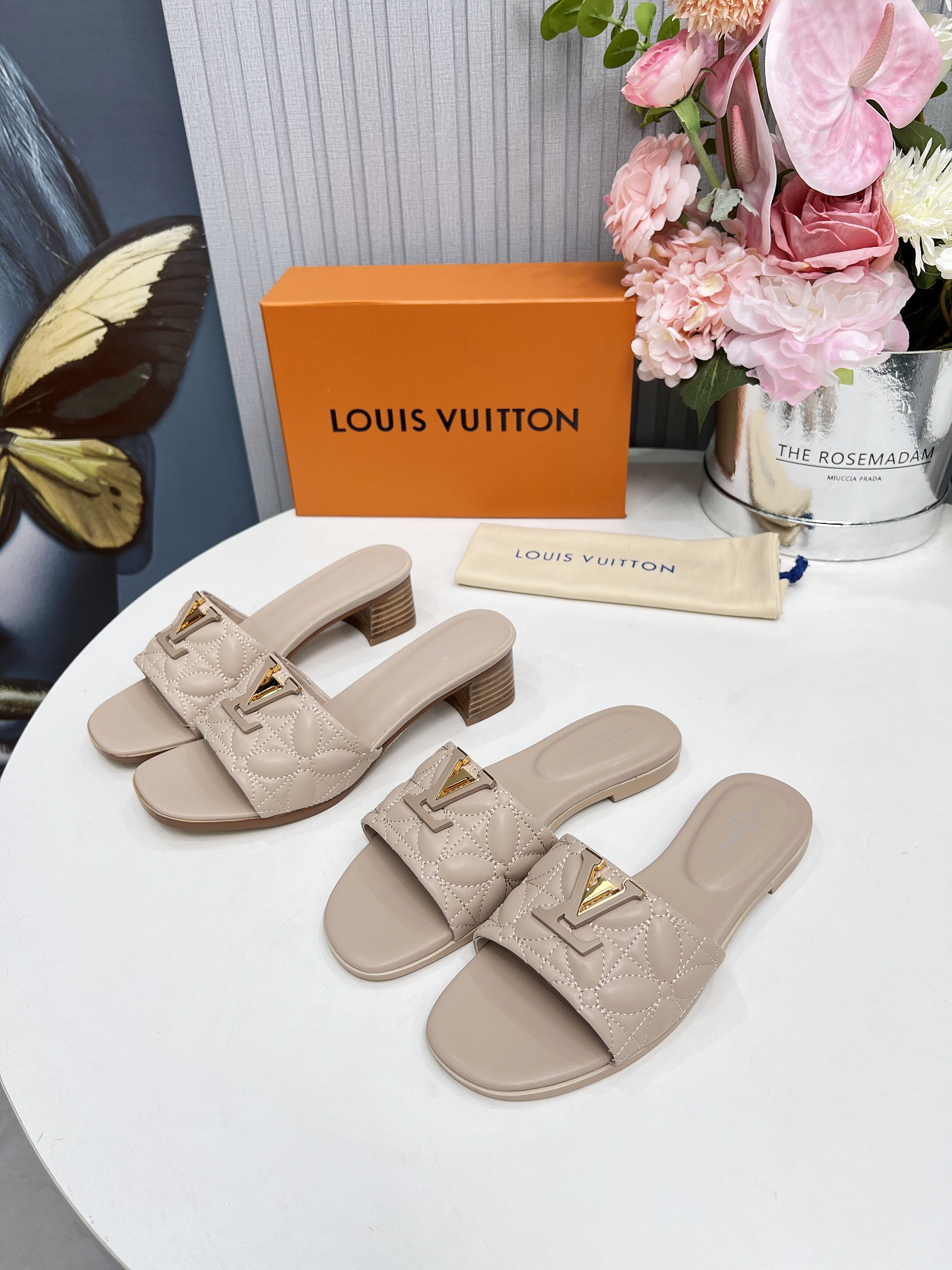 Louis Vuitton Knock -off
 Echt leer Rubber