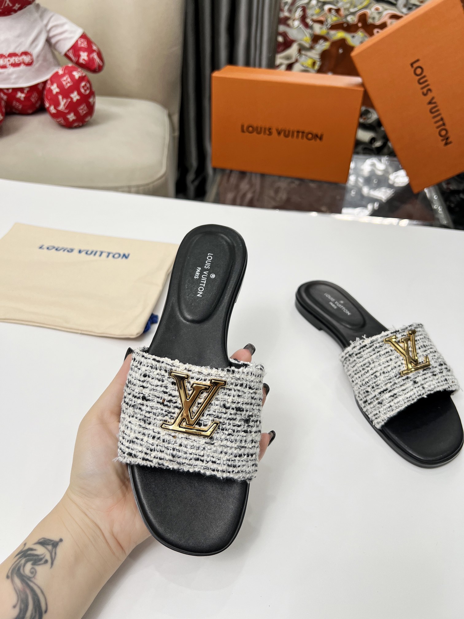 Louis Vuitton Slides
