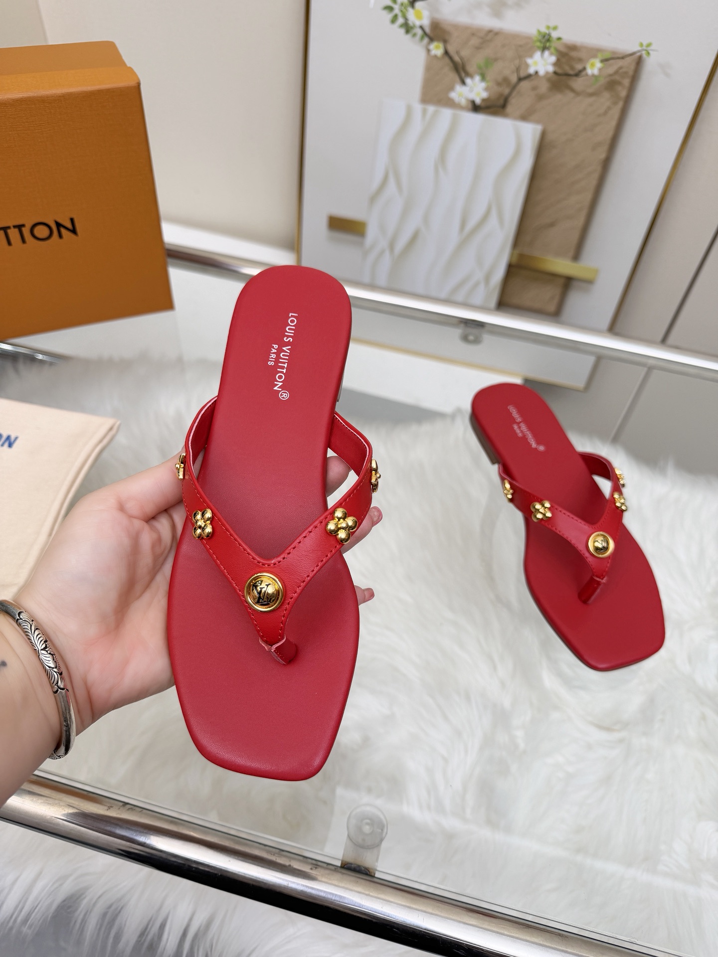 Louis Vuitton Women Shoes