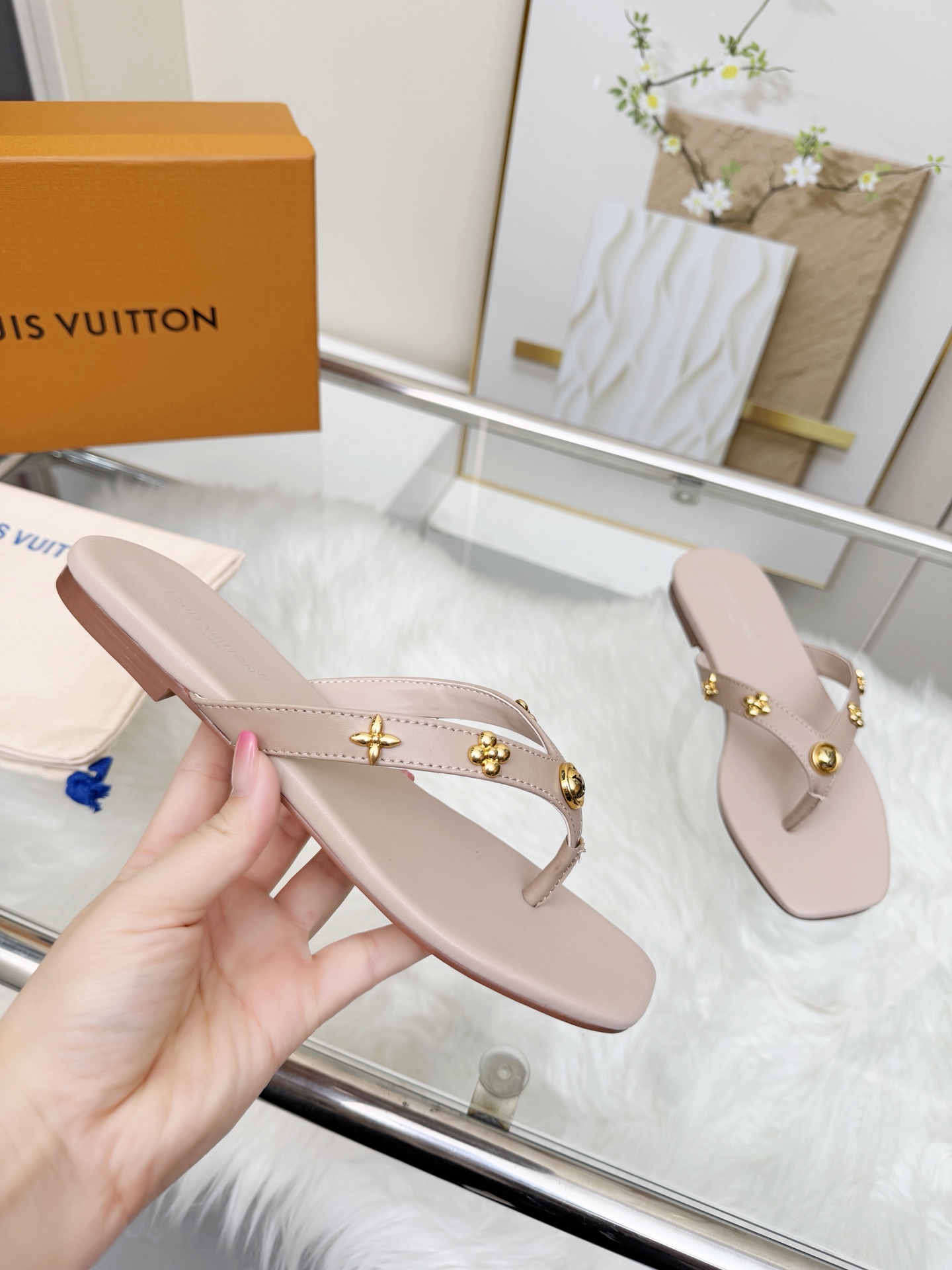 Louis Vuitton Women Shoes