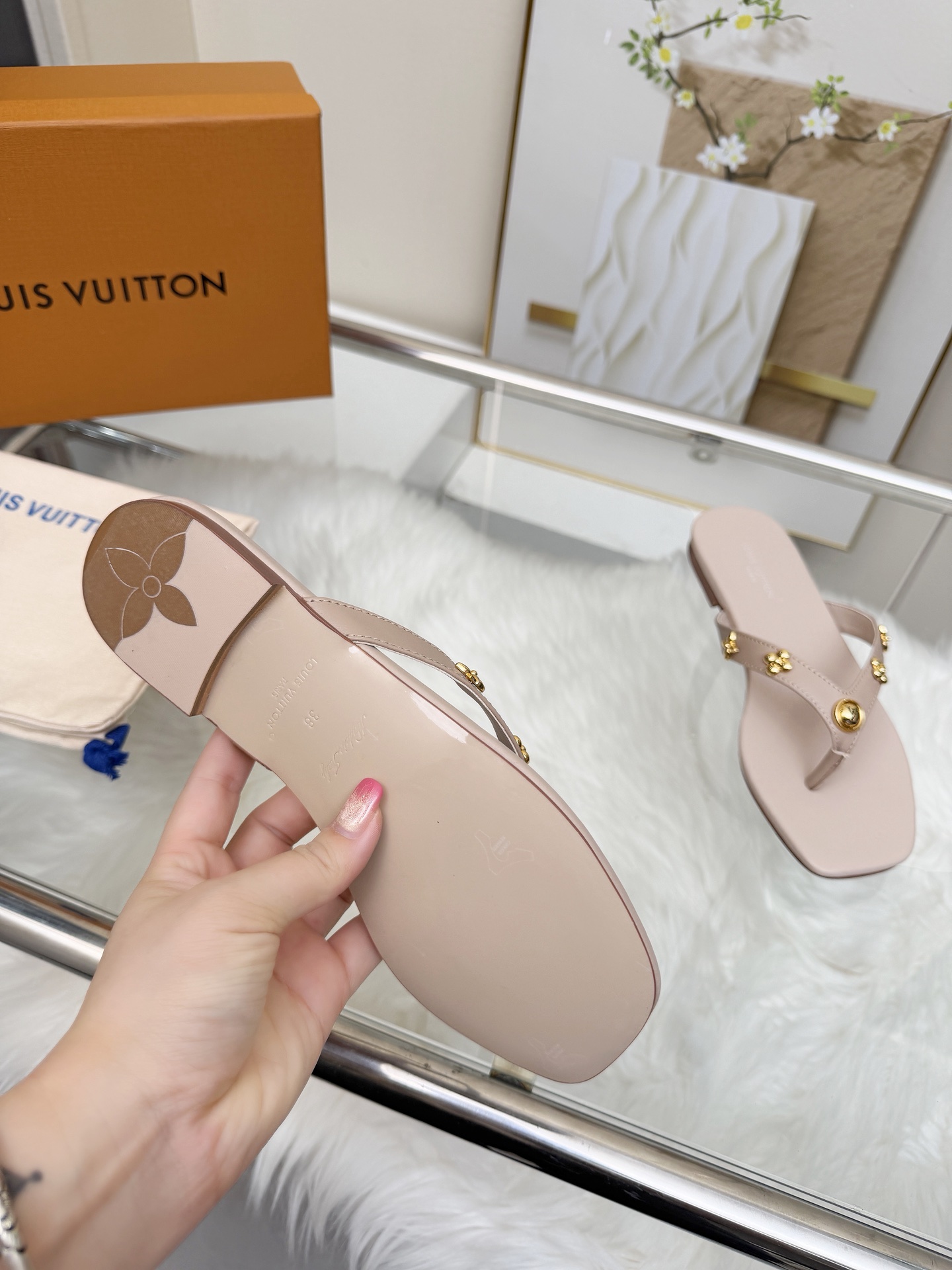 Louis Vuitton Women Shoes