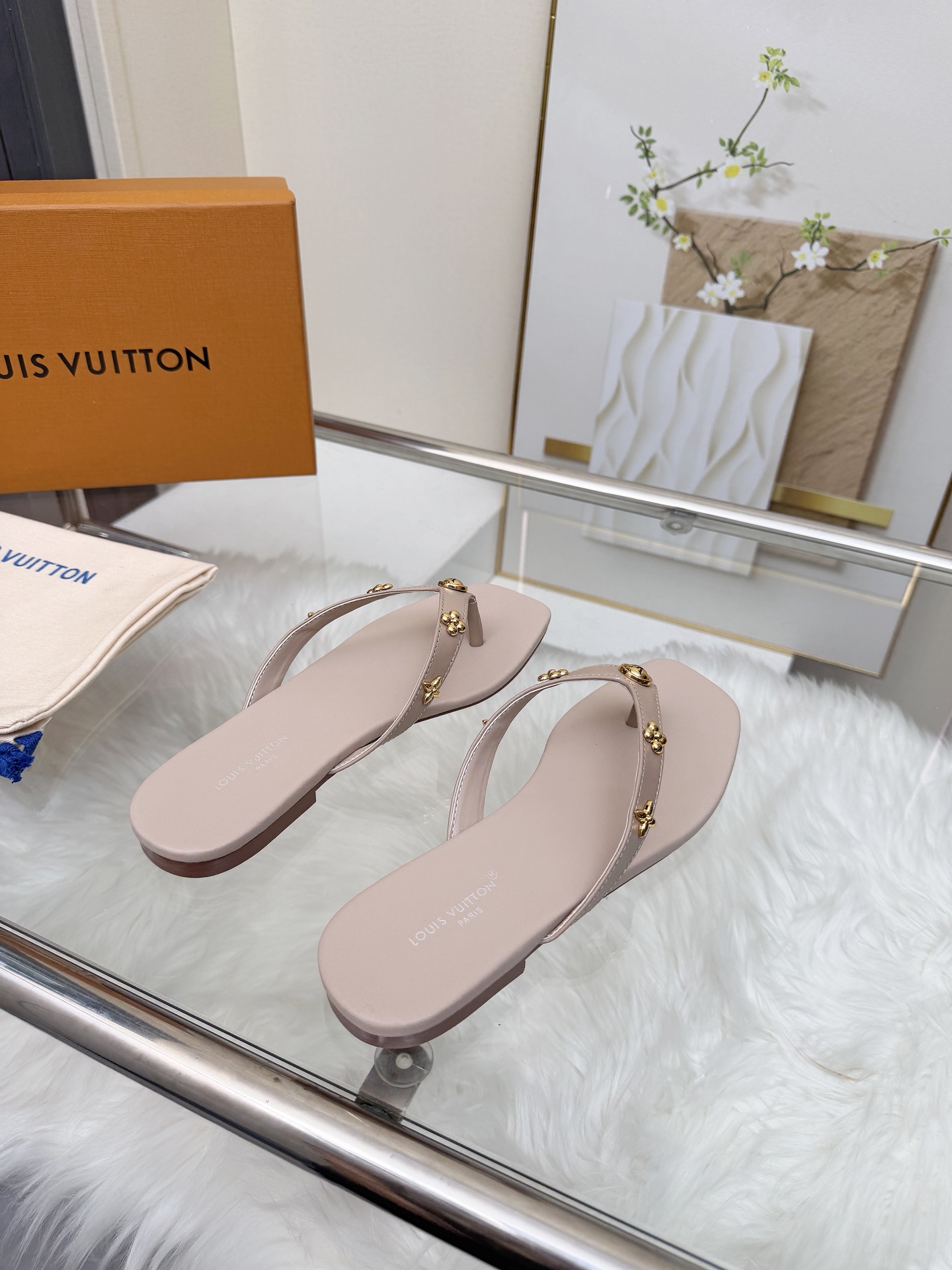 Louis Vuitton Women Shoes