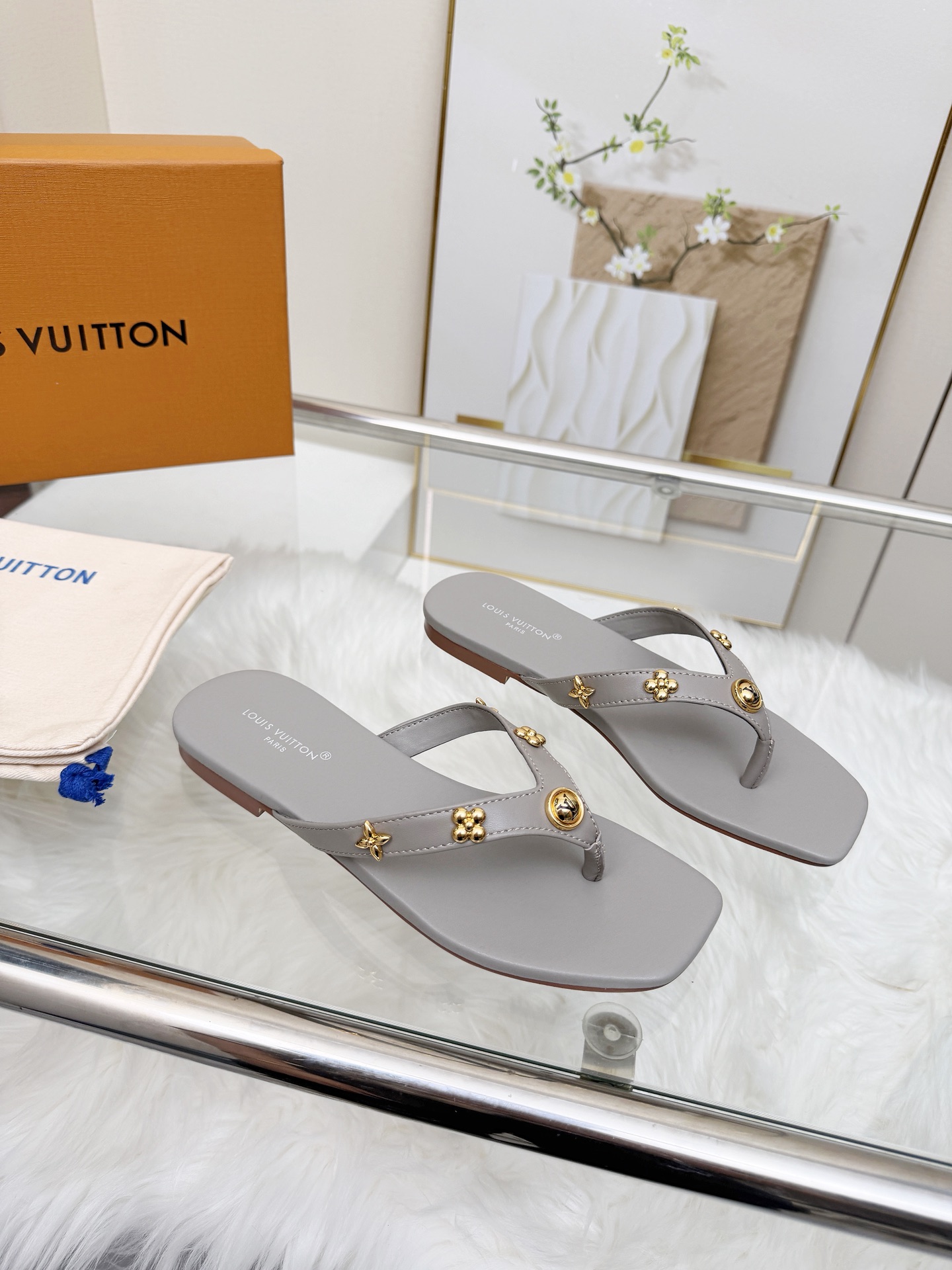 Louis Vuitton Women Shoes