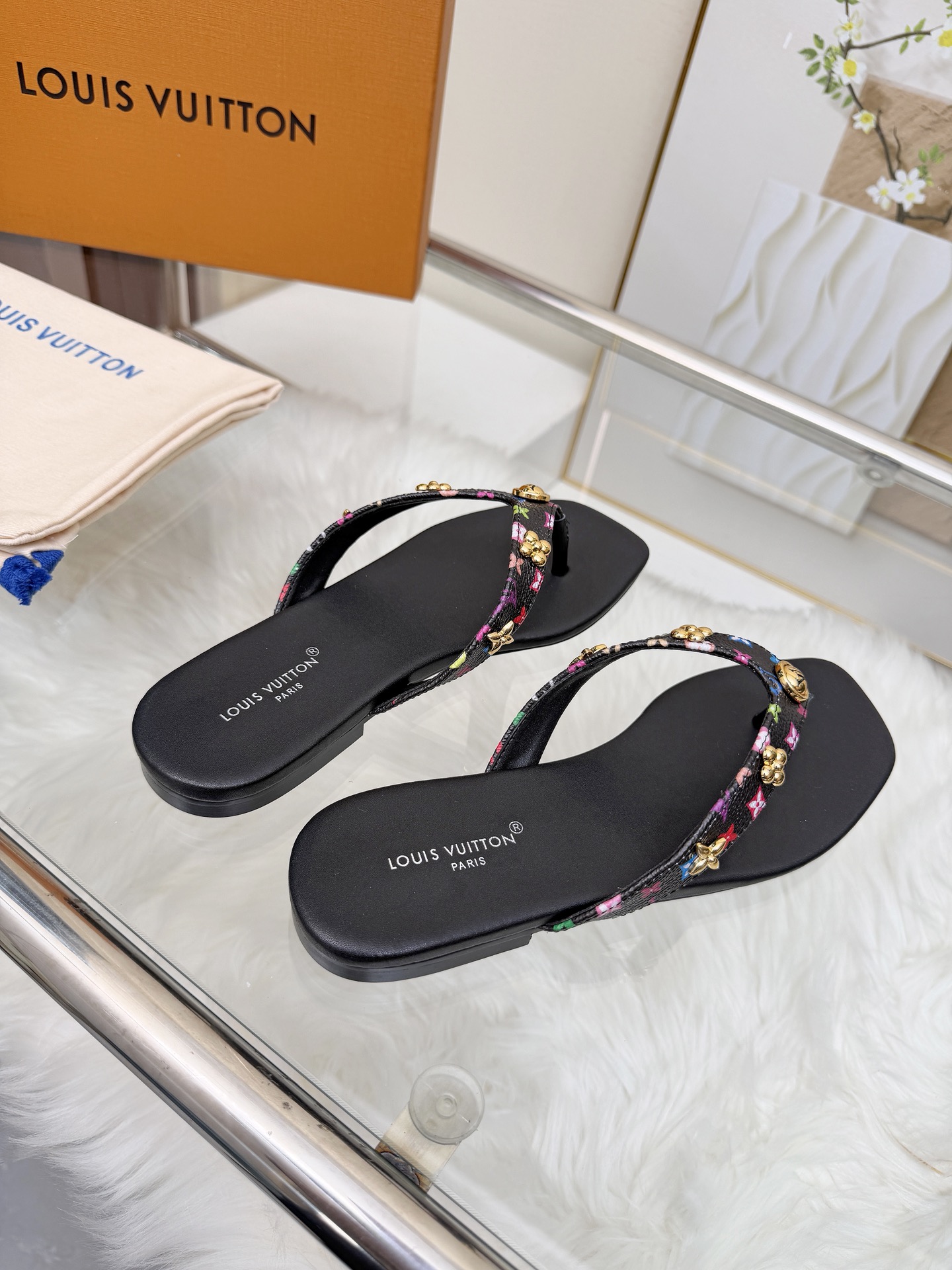 Louis Vuitton Women Shoes