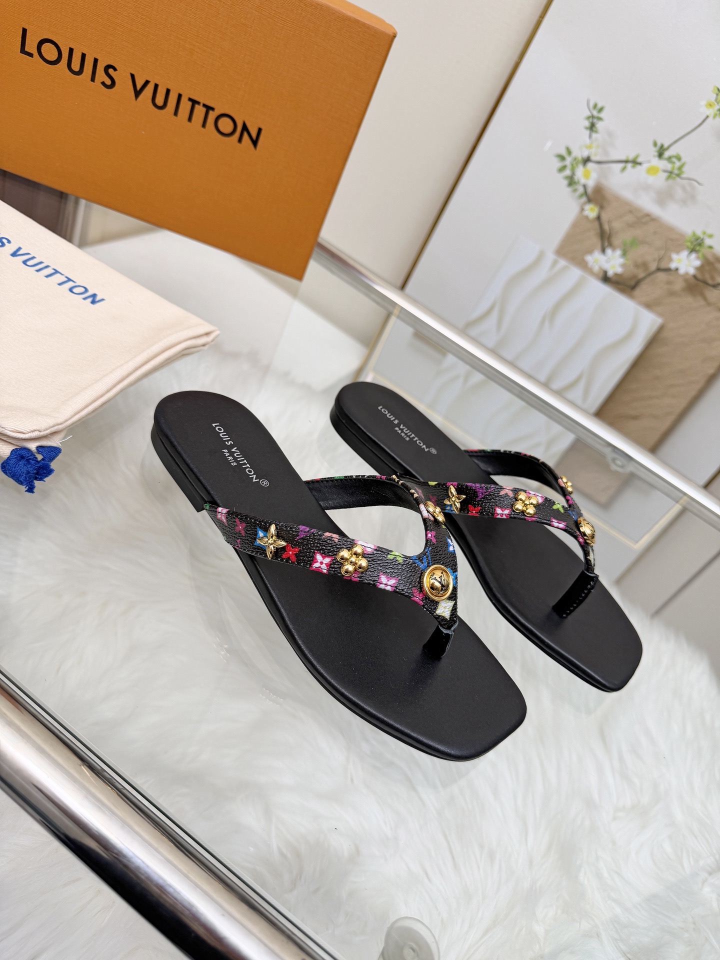 Louis Vuitton Women Shoes