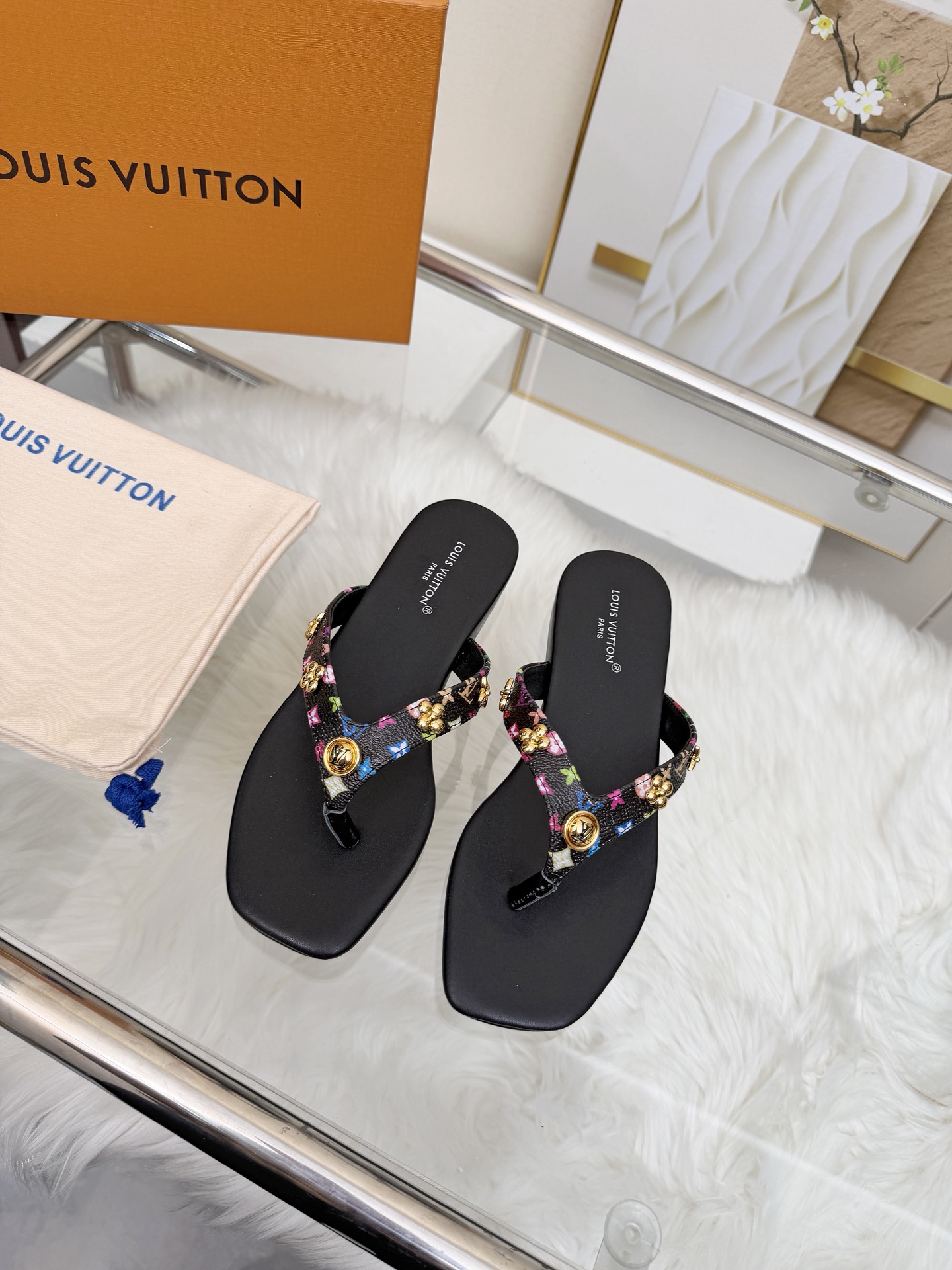 Louis Vuitton Women Shoes