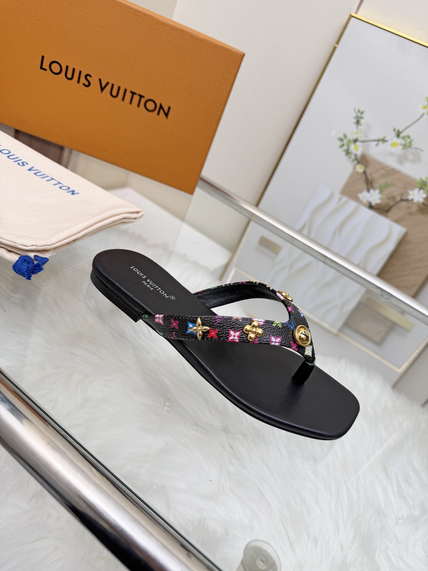 Louis Vuitton Women Shoes