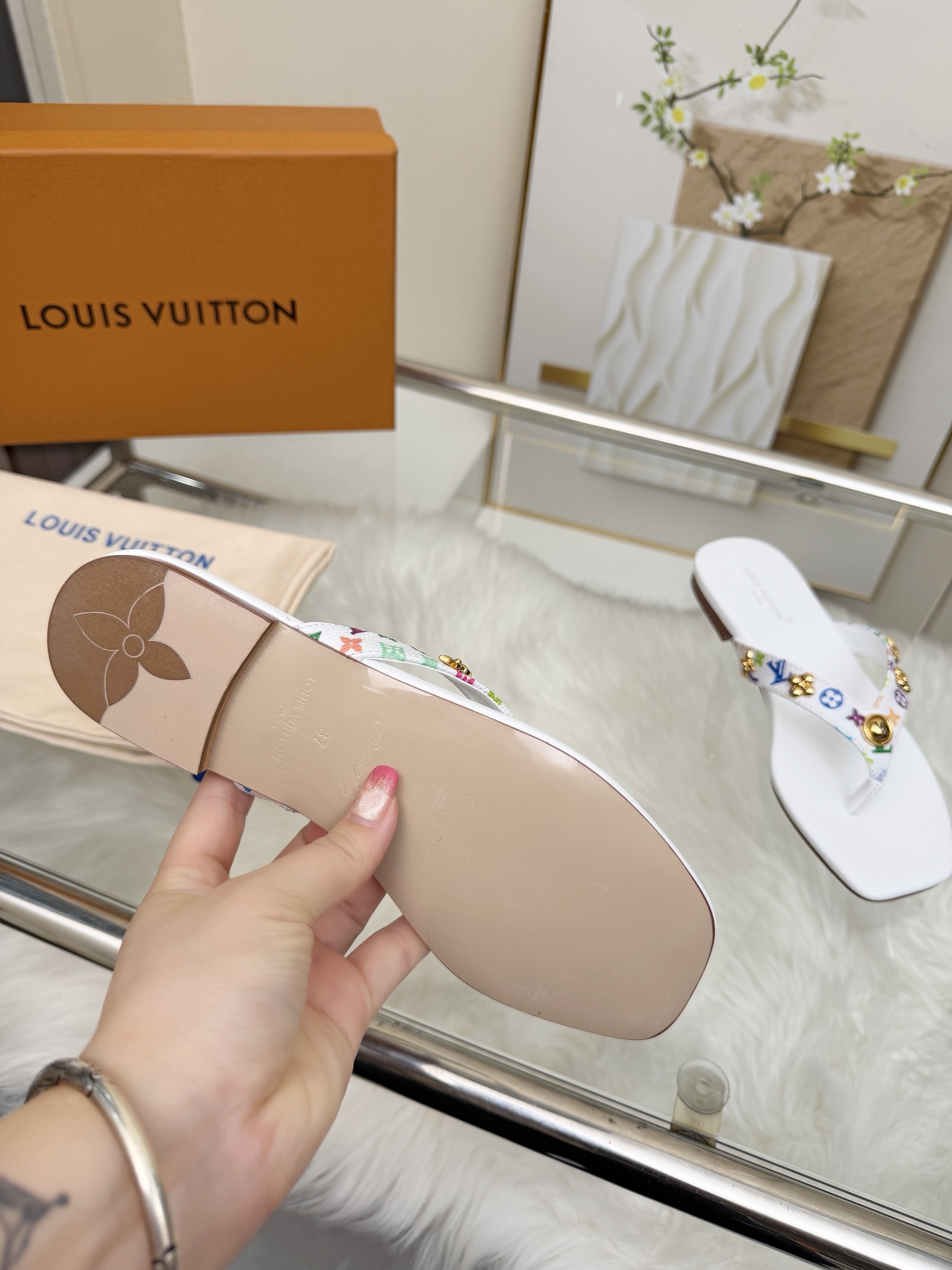 Louis Vuitton Women Shoes